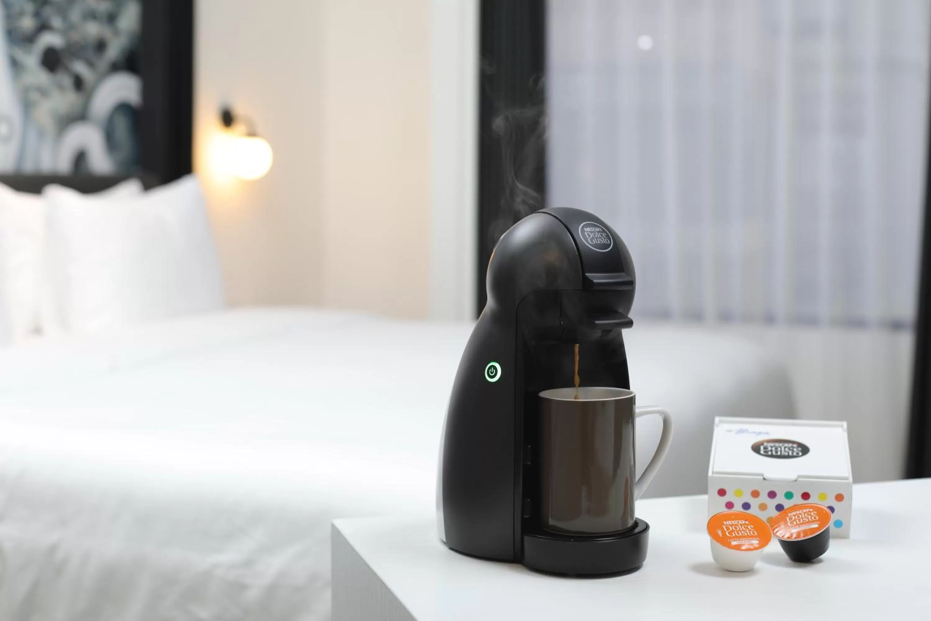 Coffee/tea facilities, Bed in de Braga, ARTOTEL Curated