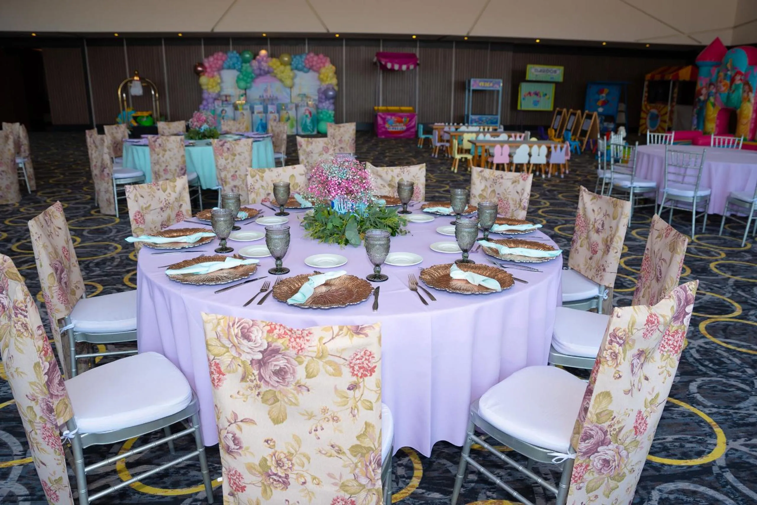 Lounge or bar in Domun Hotel