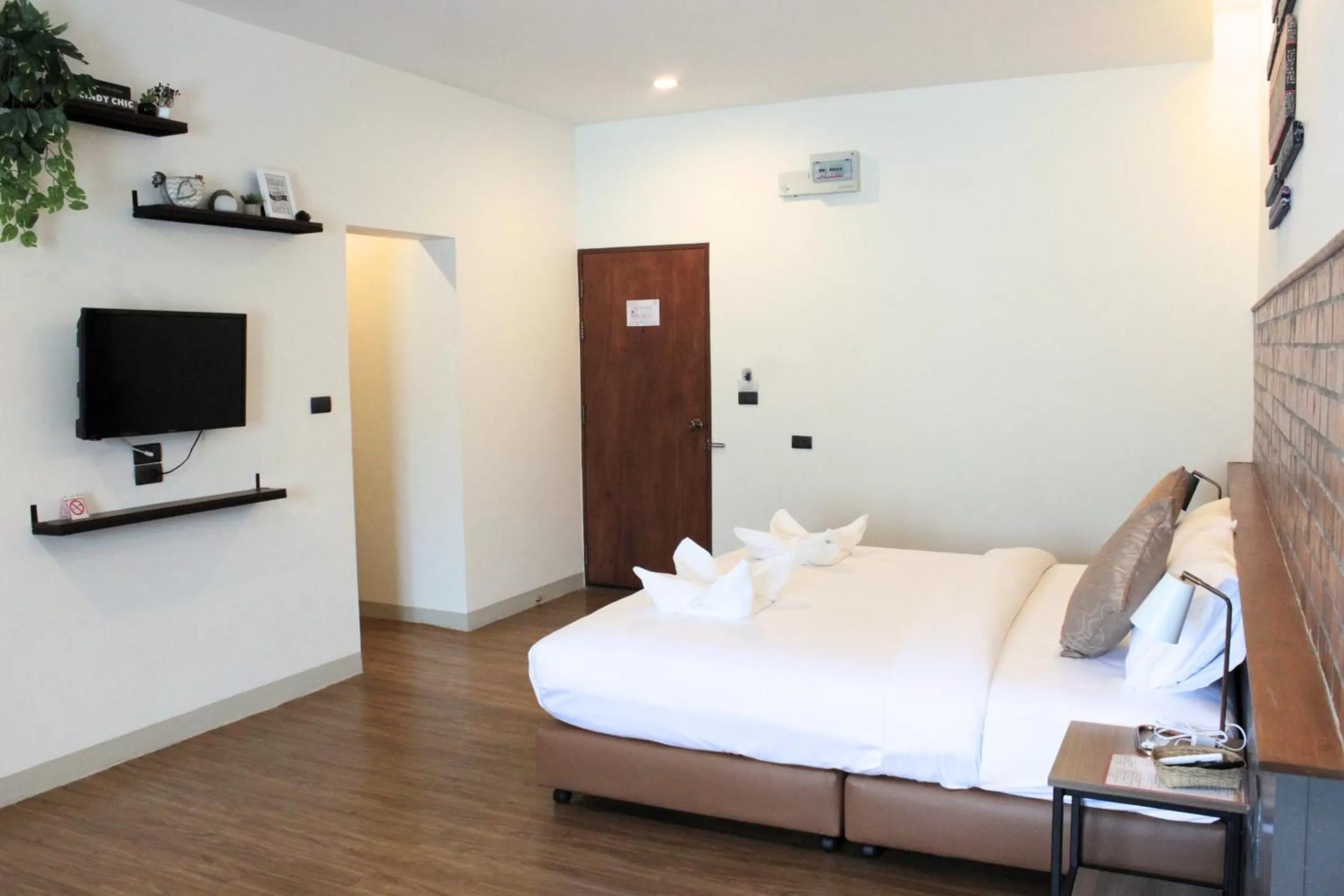 Bed in The Old City Wall Inn