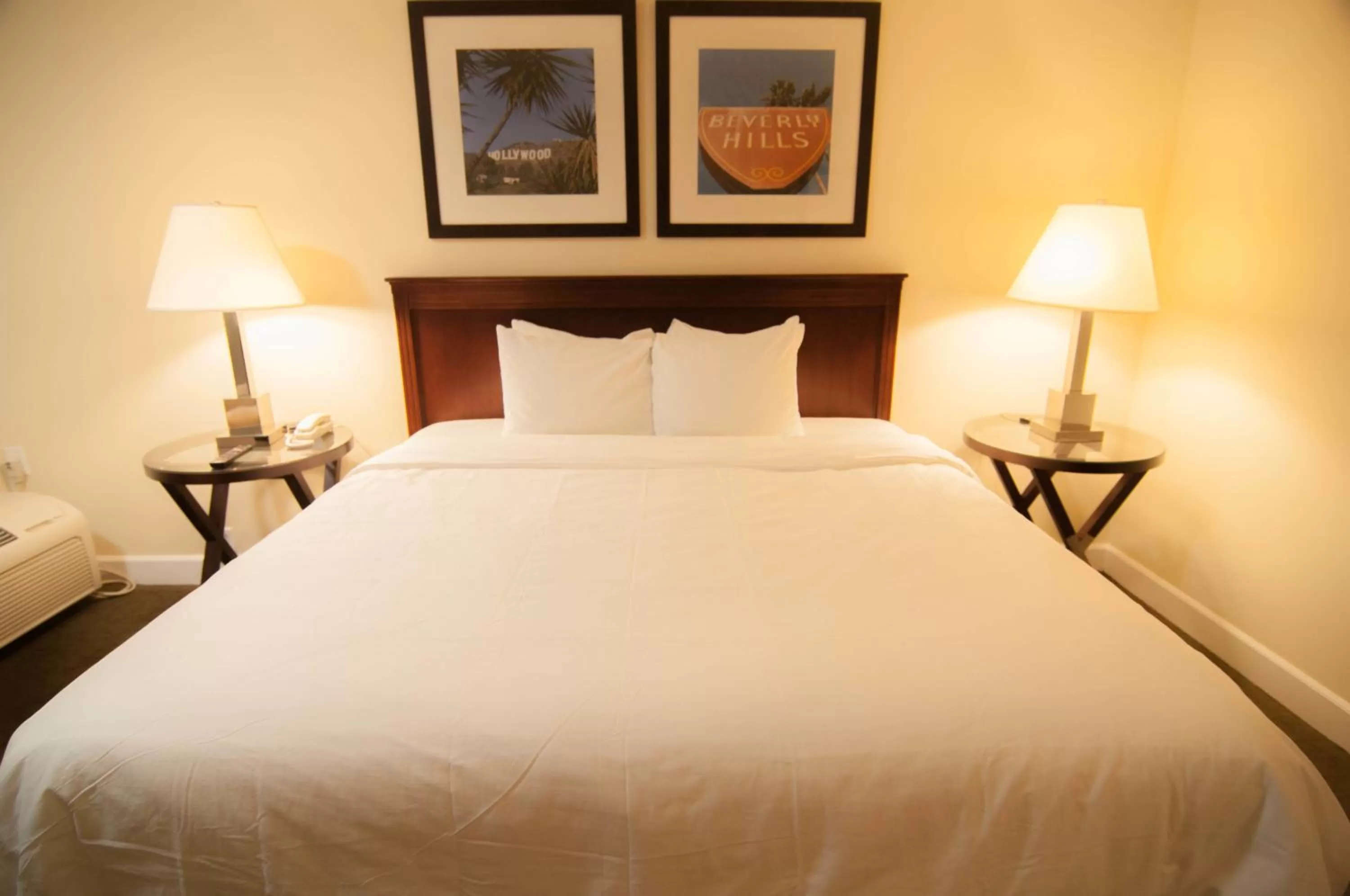 Bedroom, Bed in Bokai Garden Hotel