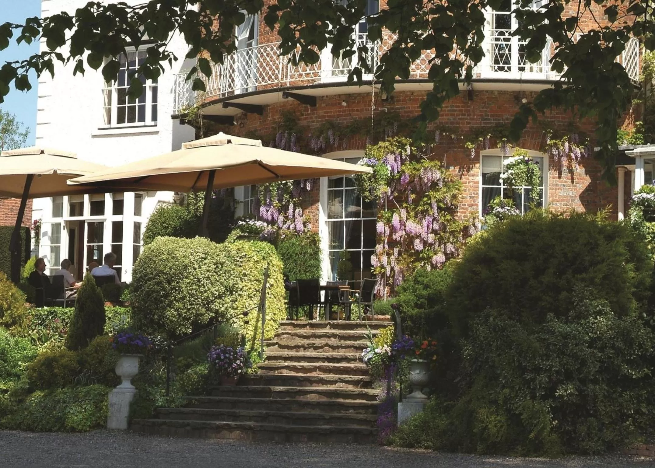 Garden in St Michael's Manor Hotel - St Albans