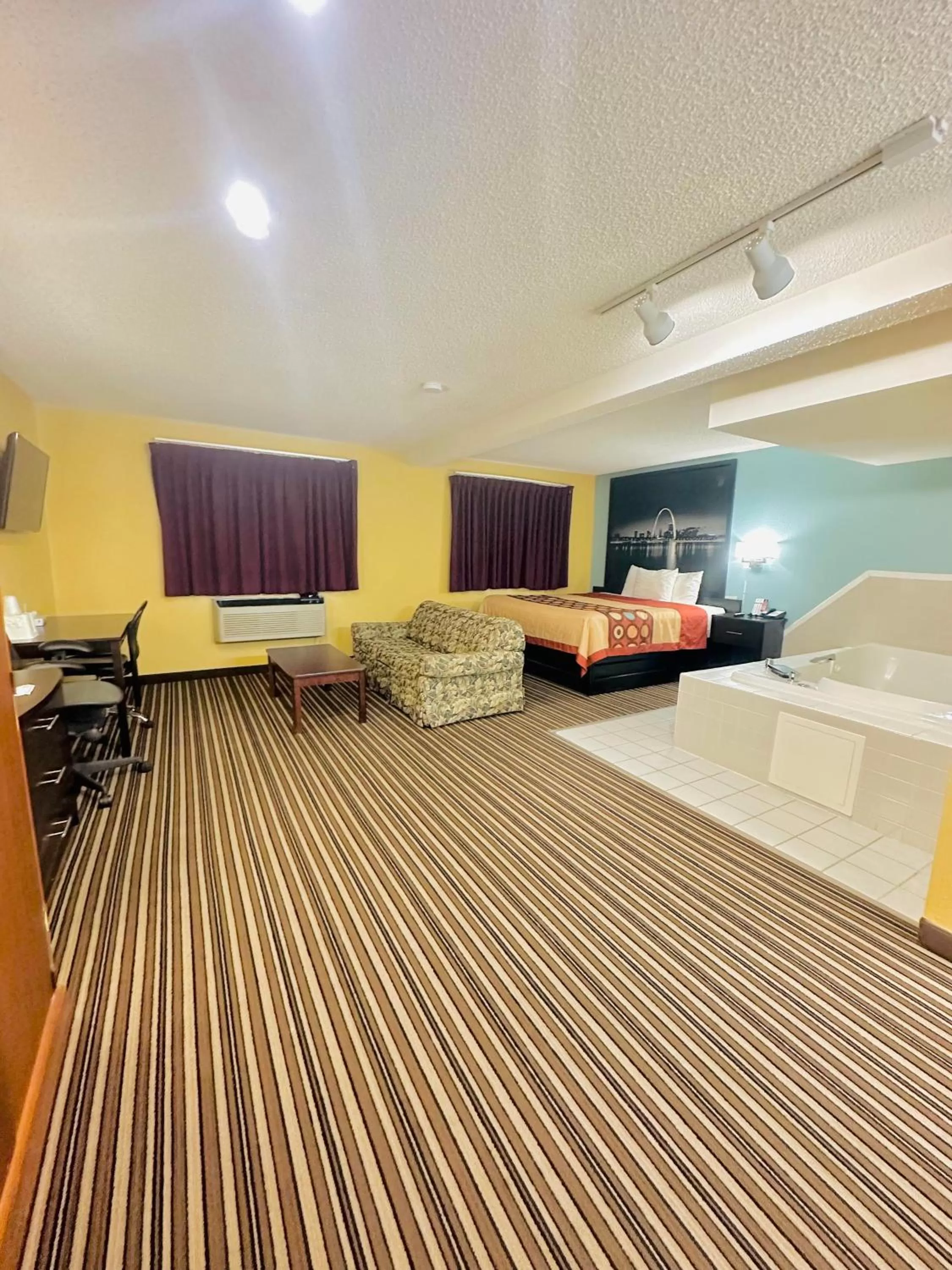 Hot Tub in Super 8 by Wyndham Warrenton