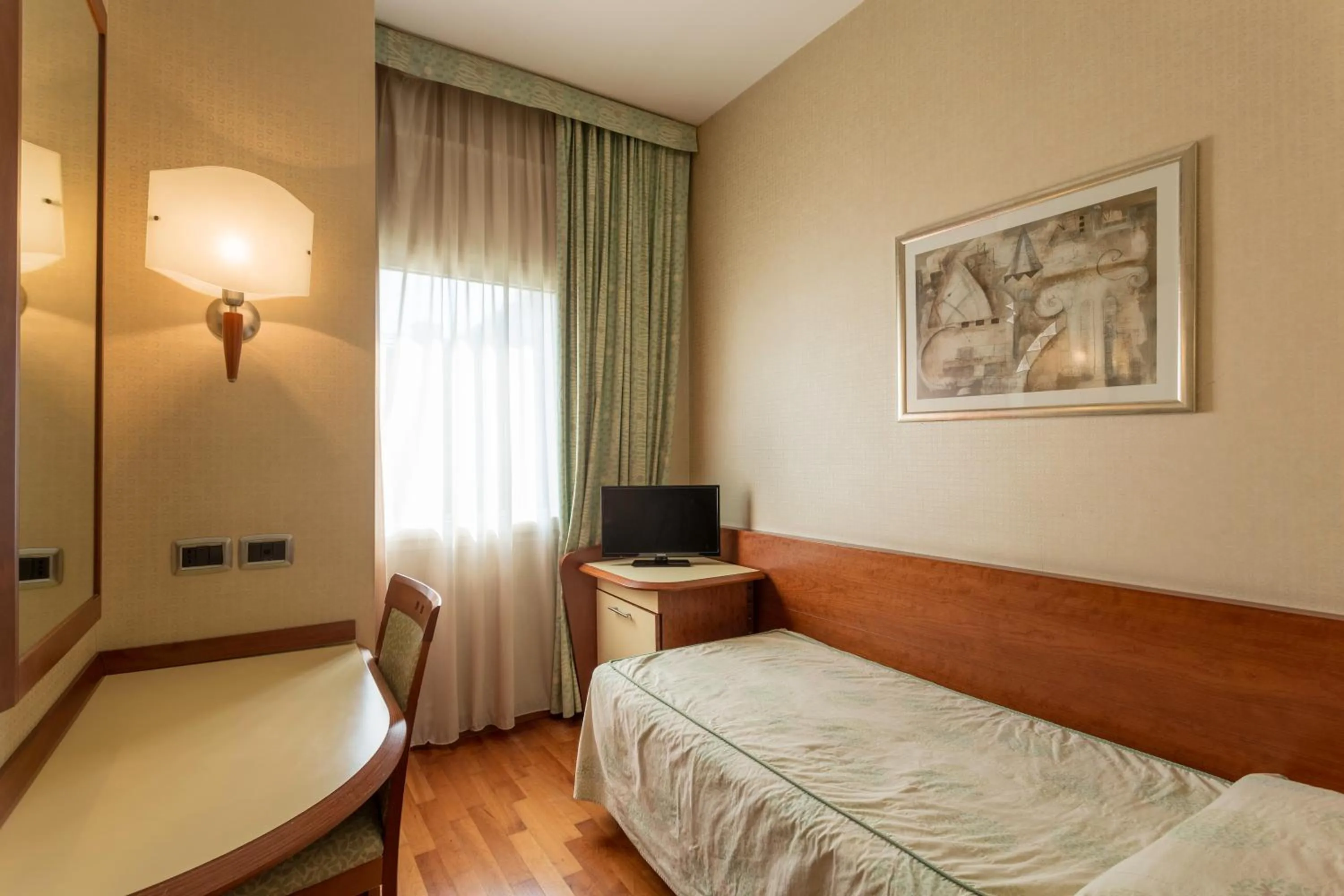 Activities, Bed in Millennhotel