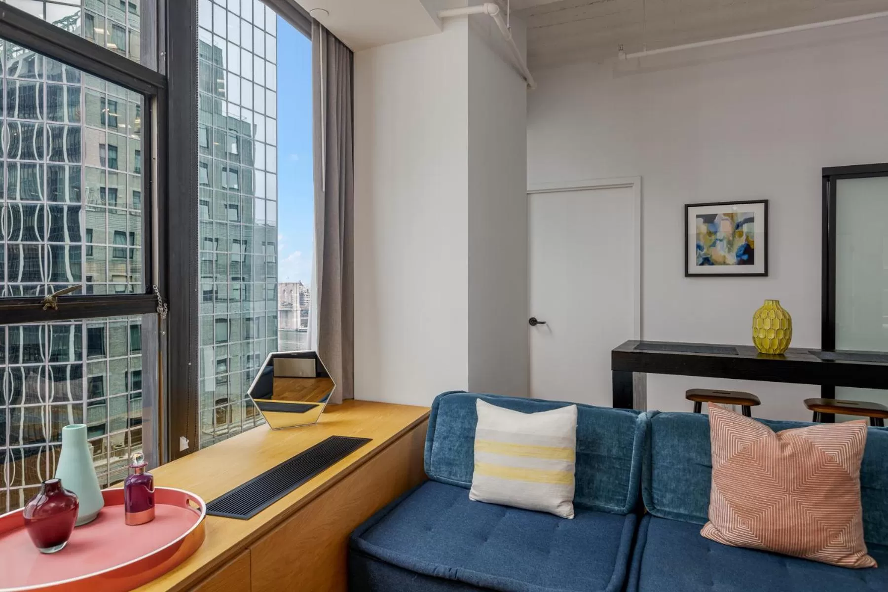 Living room in Placemakr Wall Street