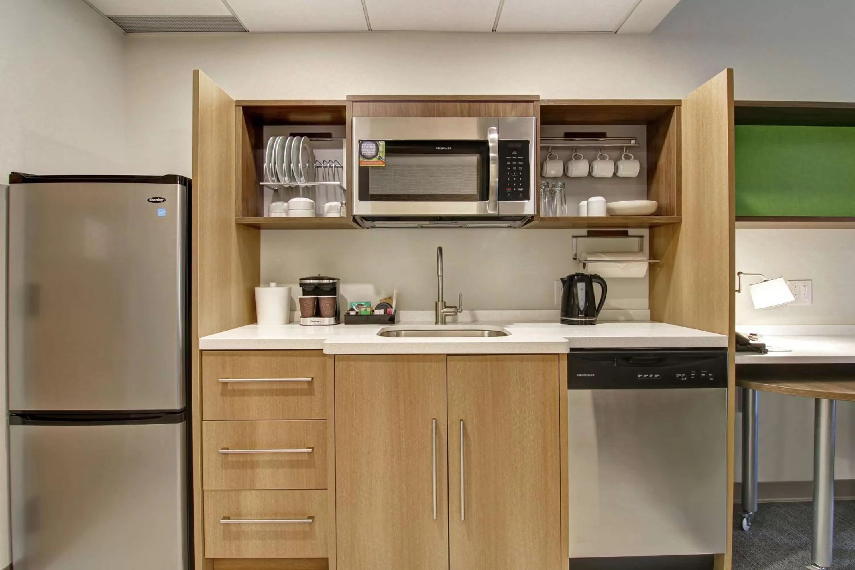 Kitchen or kitchenette in Home2 Suites By Hilton Montreal Dorval
