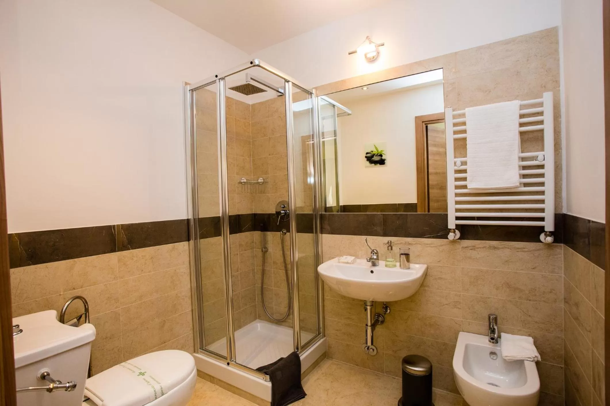 Bathroom in Trastevere's Friends