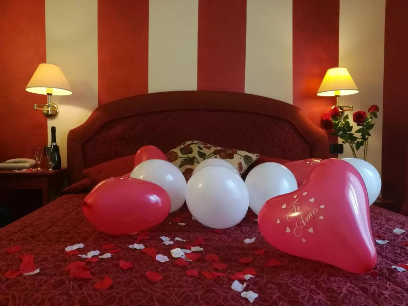 Superior Double or Twin Room in Hotel La Luna Superior Double or Twin Room in Hotel La Luna