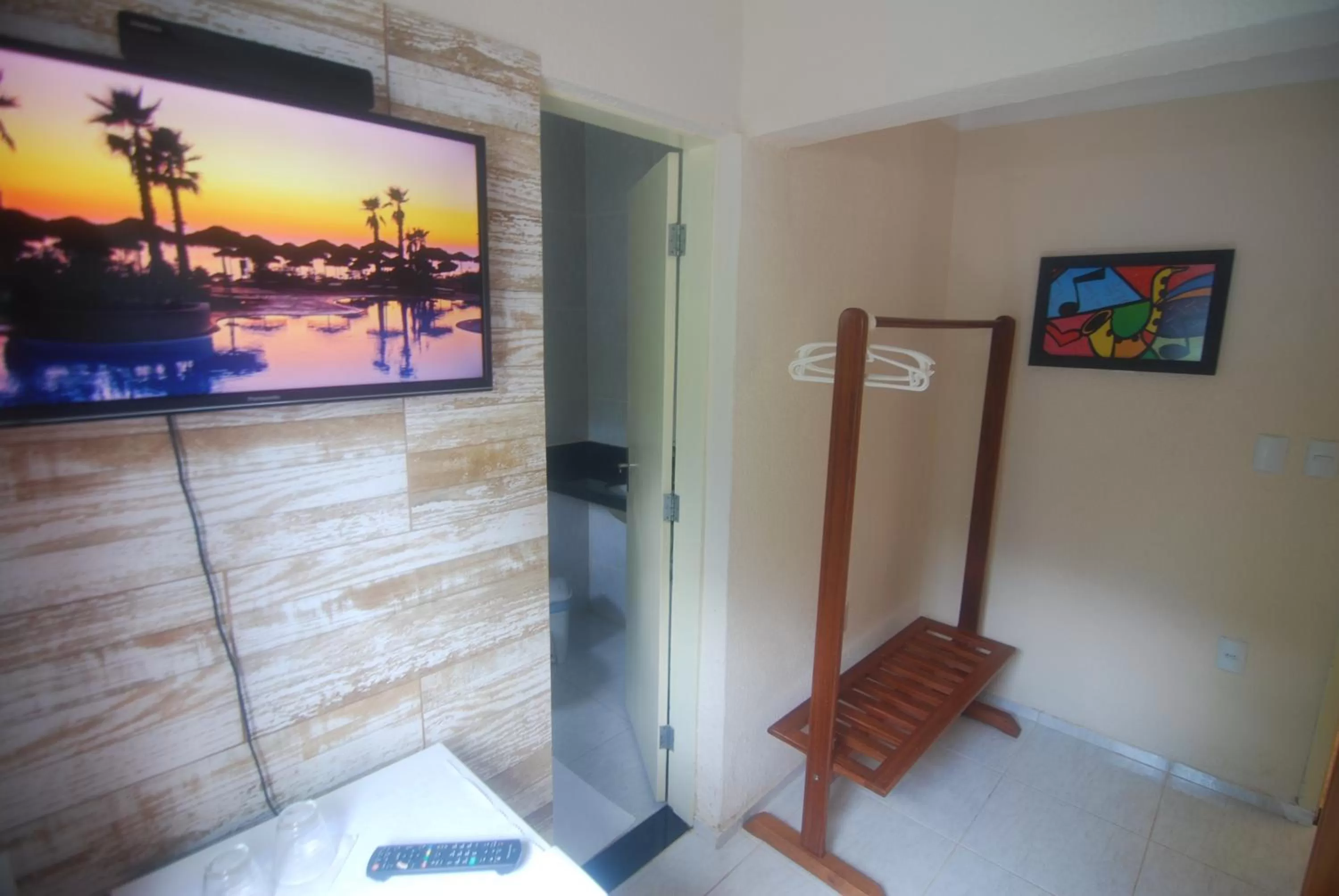 TV and multimedia, TV/Entertainment Center in Refúgio Pousada Fortaleza