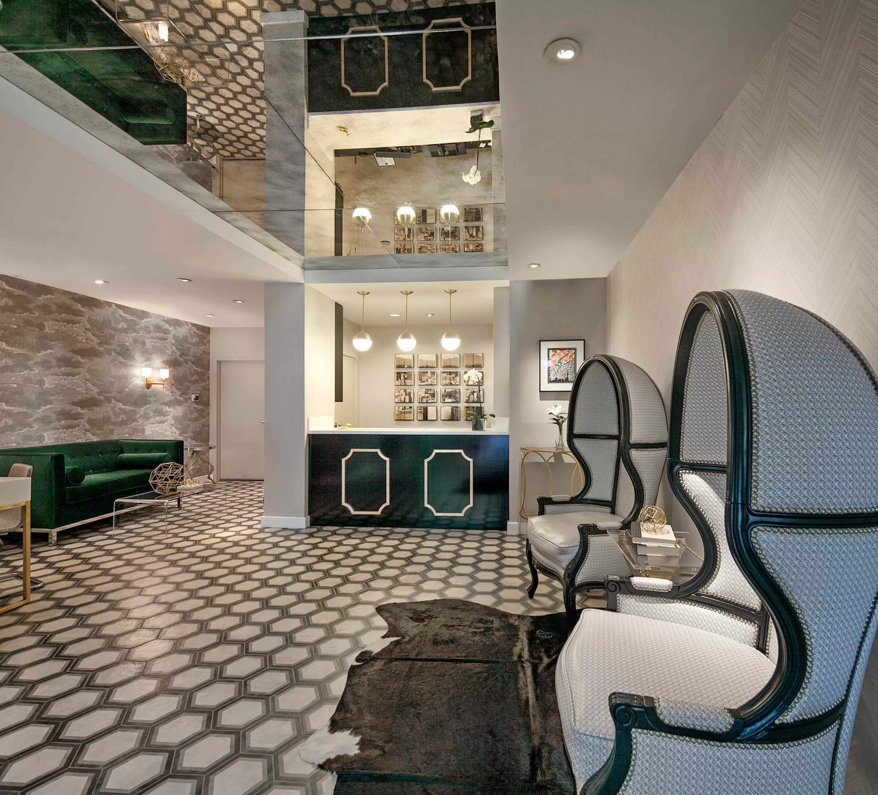 Lobby or reception in Carlyle Inn