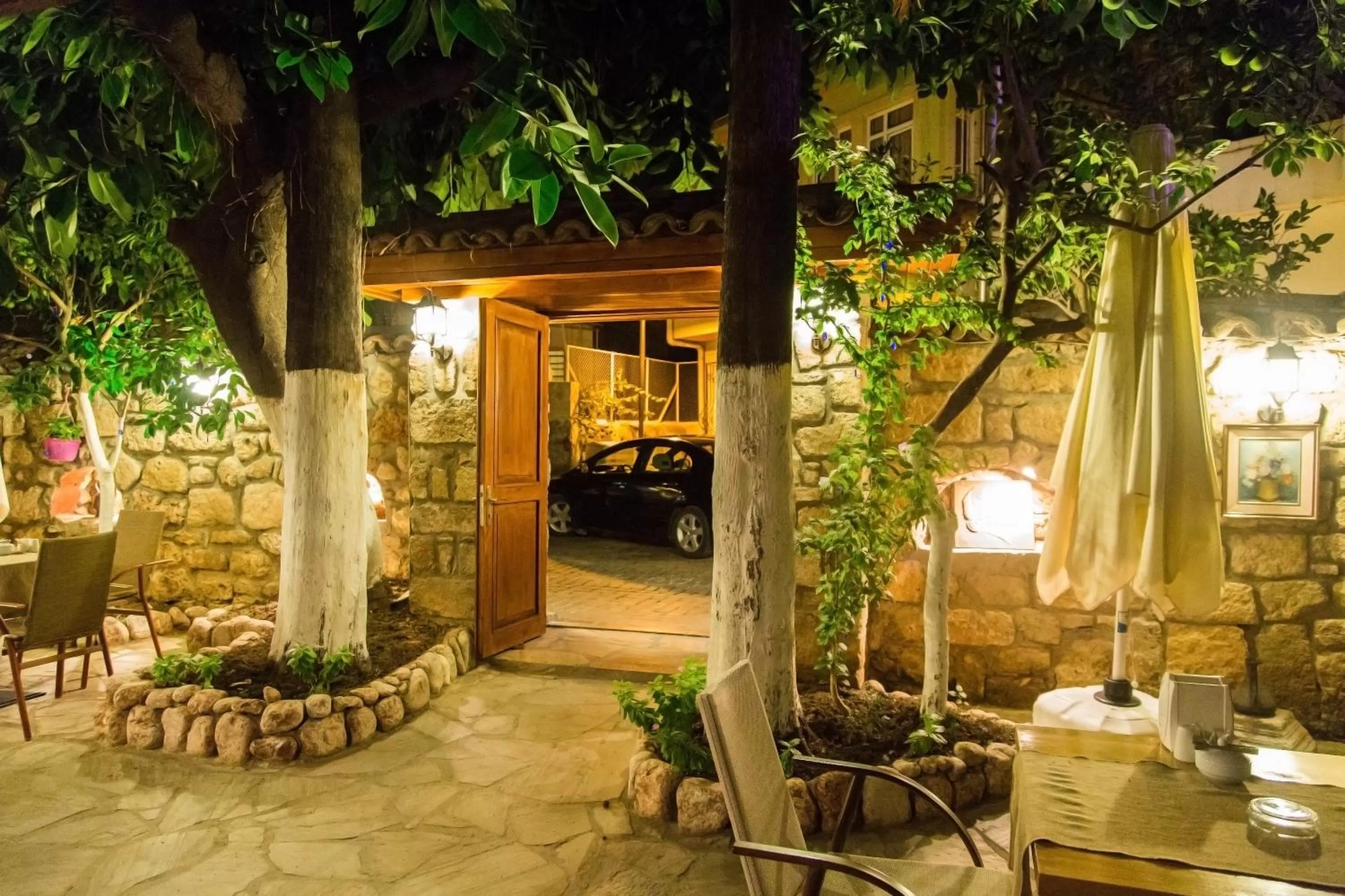 Nearby landmark in Mia Hotel