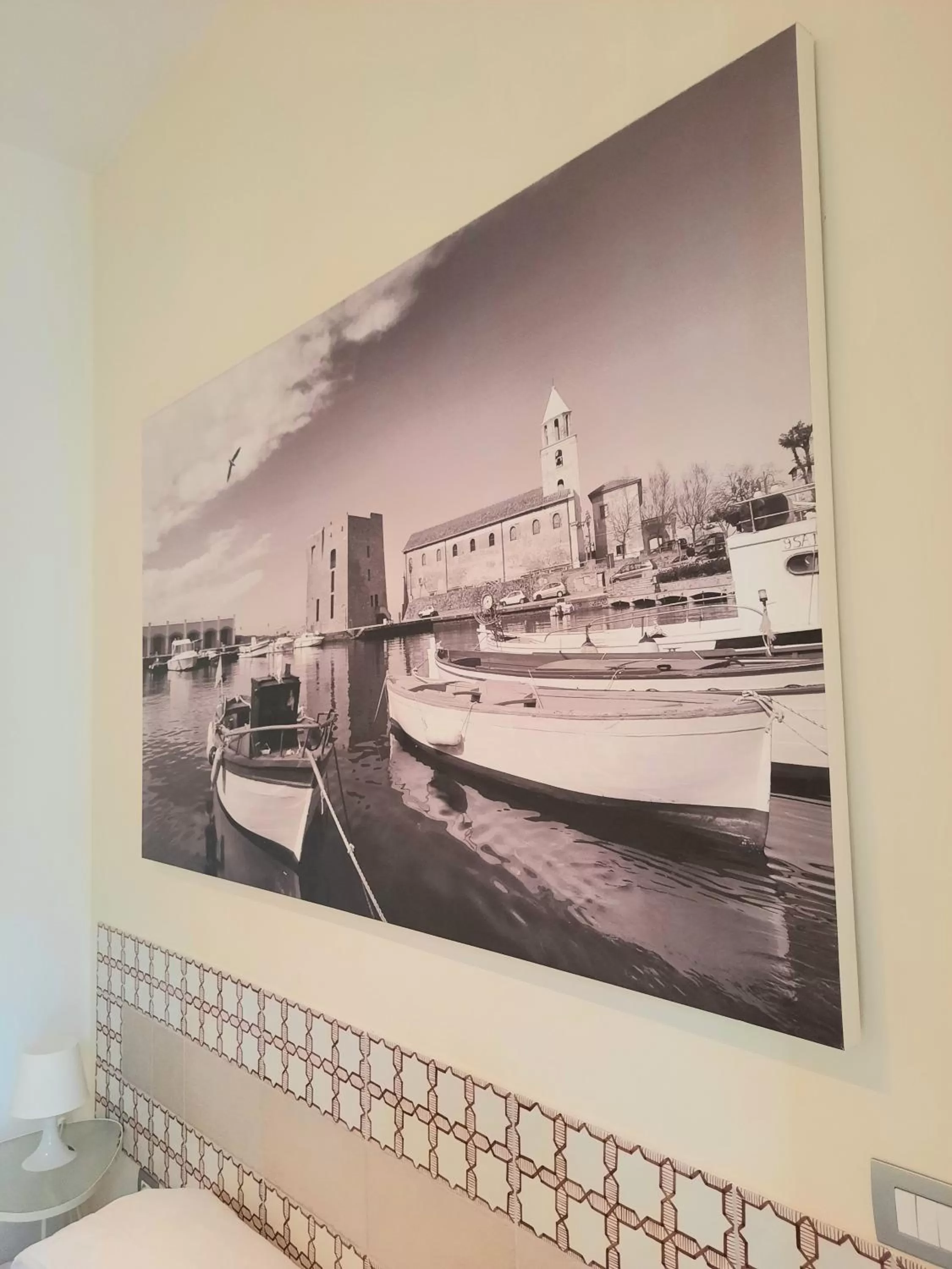 Decorative detail in Santi e Saraceni Rooms