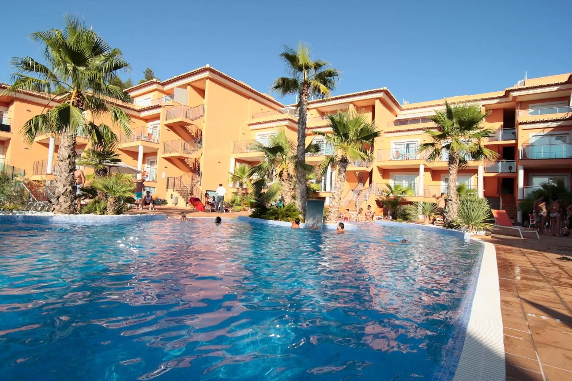 Swimming pool in Apartamentos Flamingo Hills