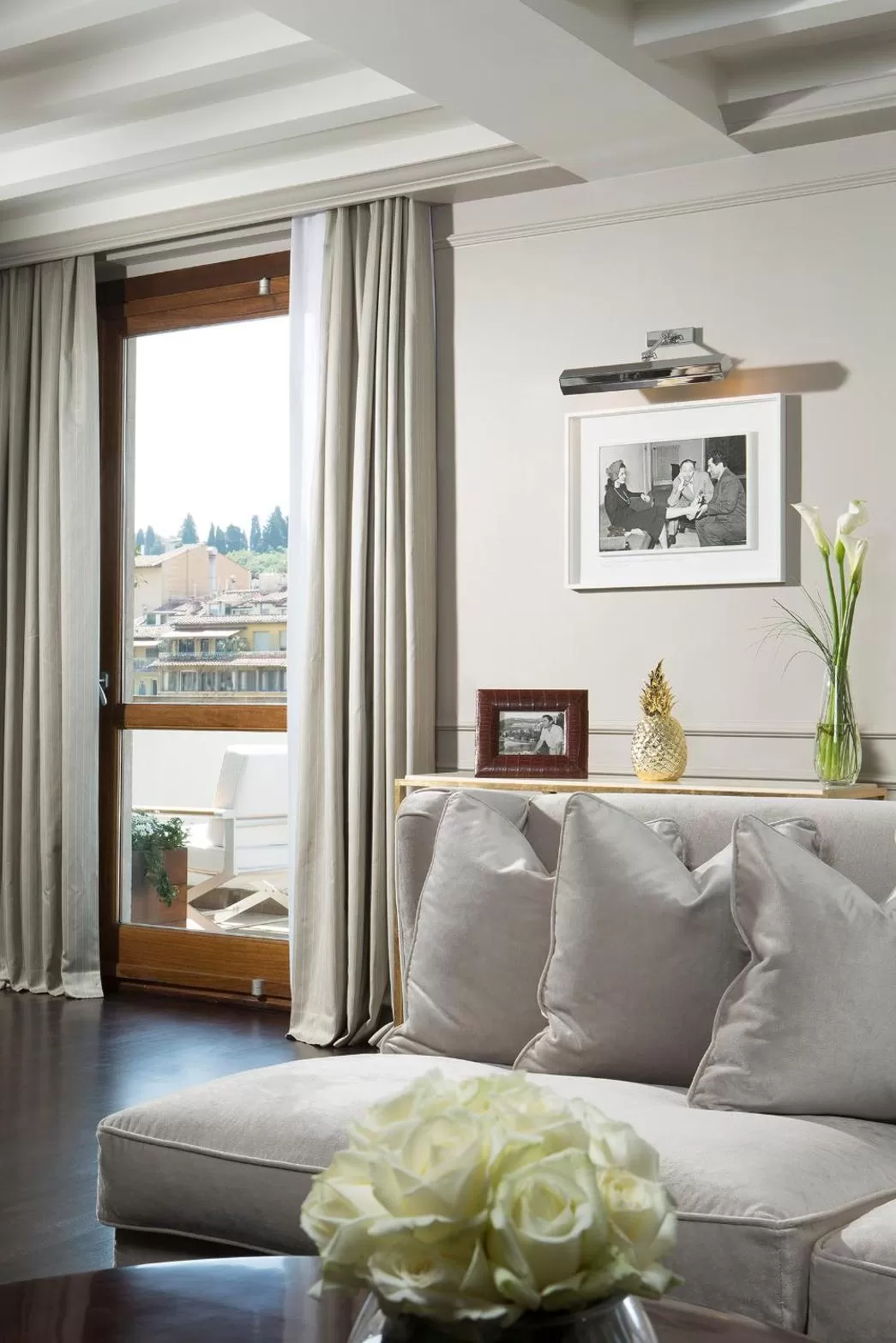 Living room in Portrait Firenze - Lungarno Collection