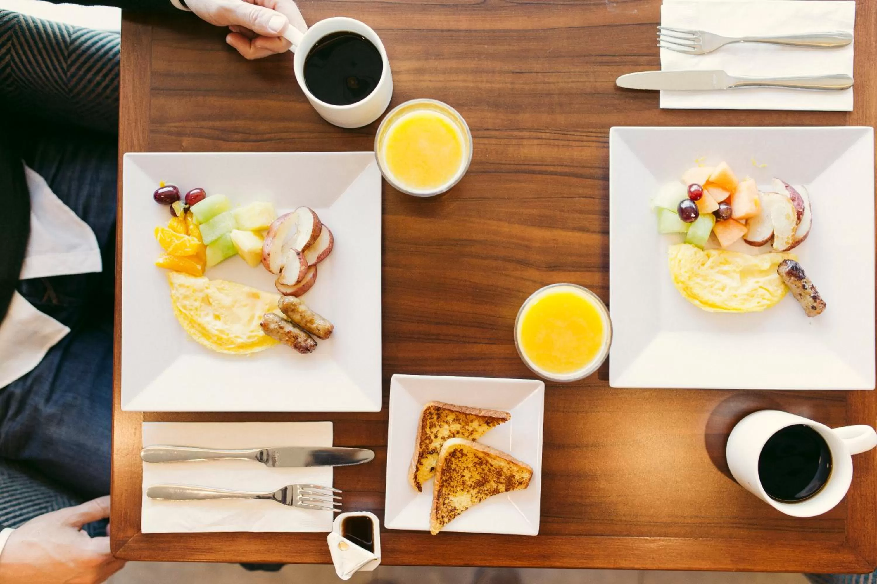 Restaurant/places to eat in Hyatt House Dallas / Frisco