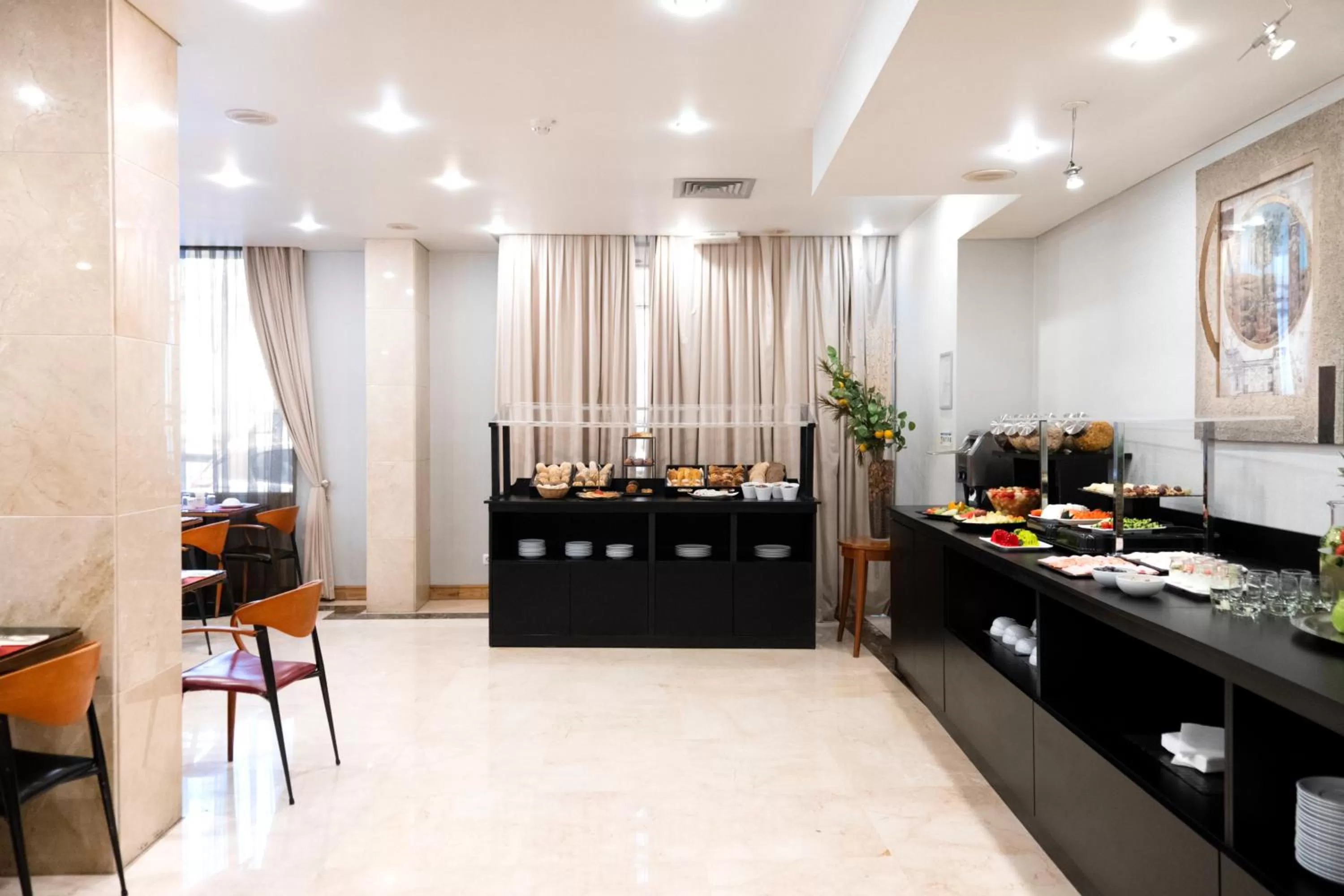 Dining area in SANA Reno Hotel