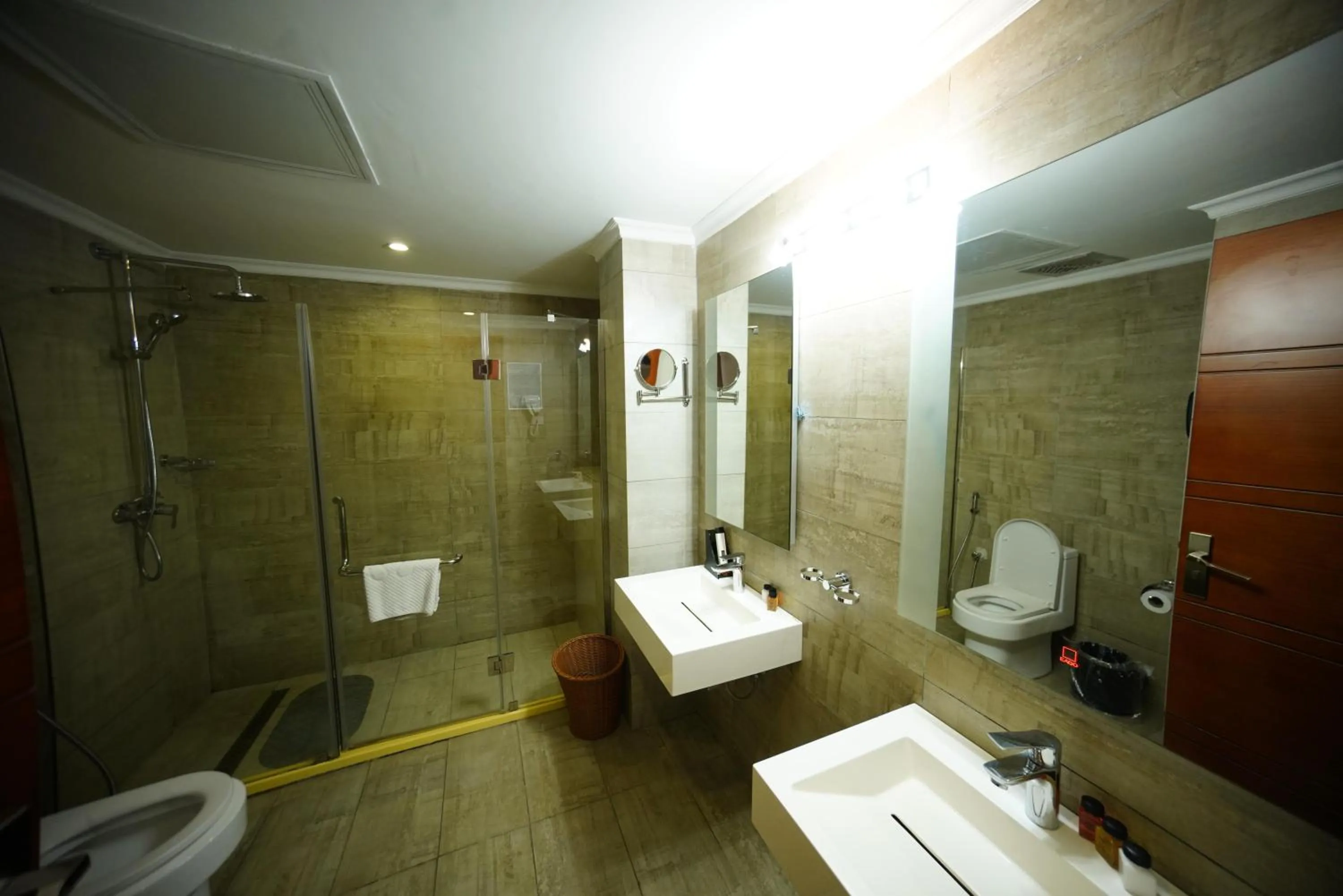 Bathroom in Mado Hotel