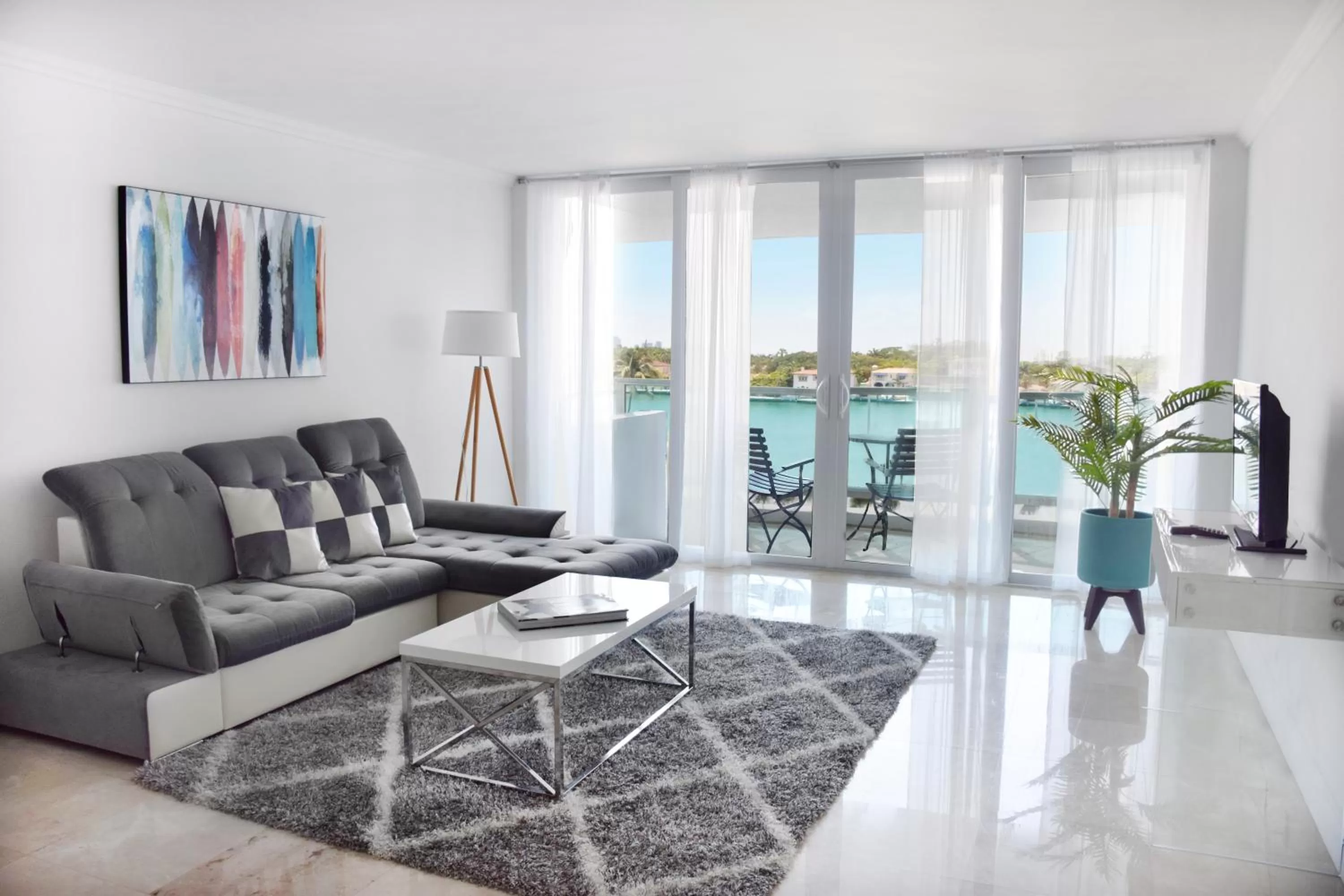 Living room in Seacoast Suites on Miami Beach