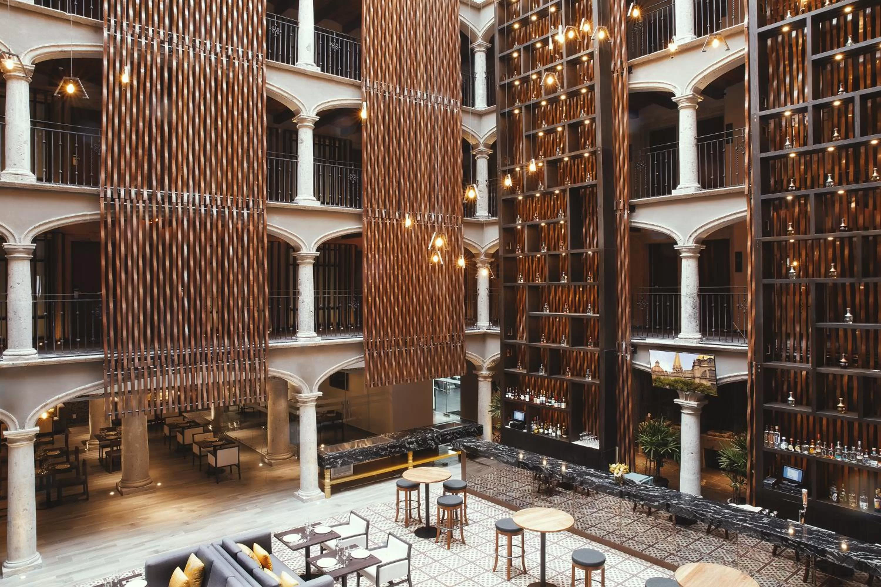 Restaurant/places to eat in Hotel Indigo Guadalajara Expo by IHG