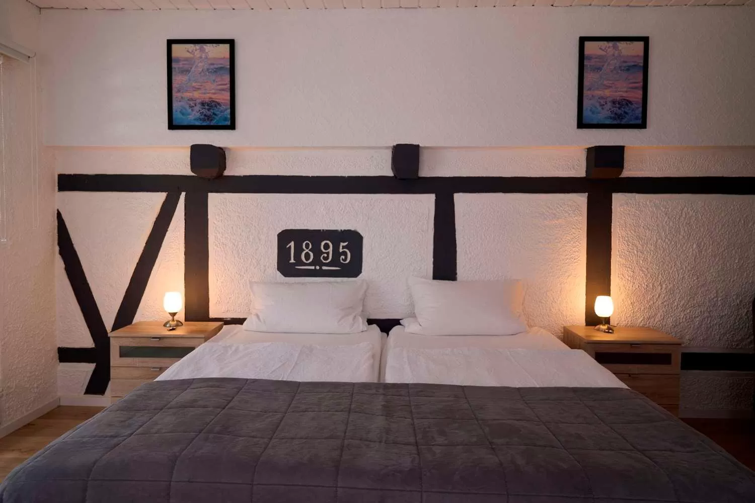 Bed in Hotel zur Post Ochsendorf