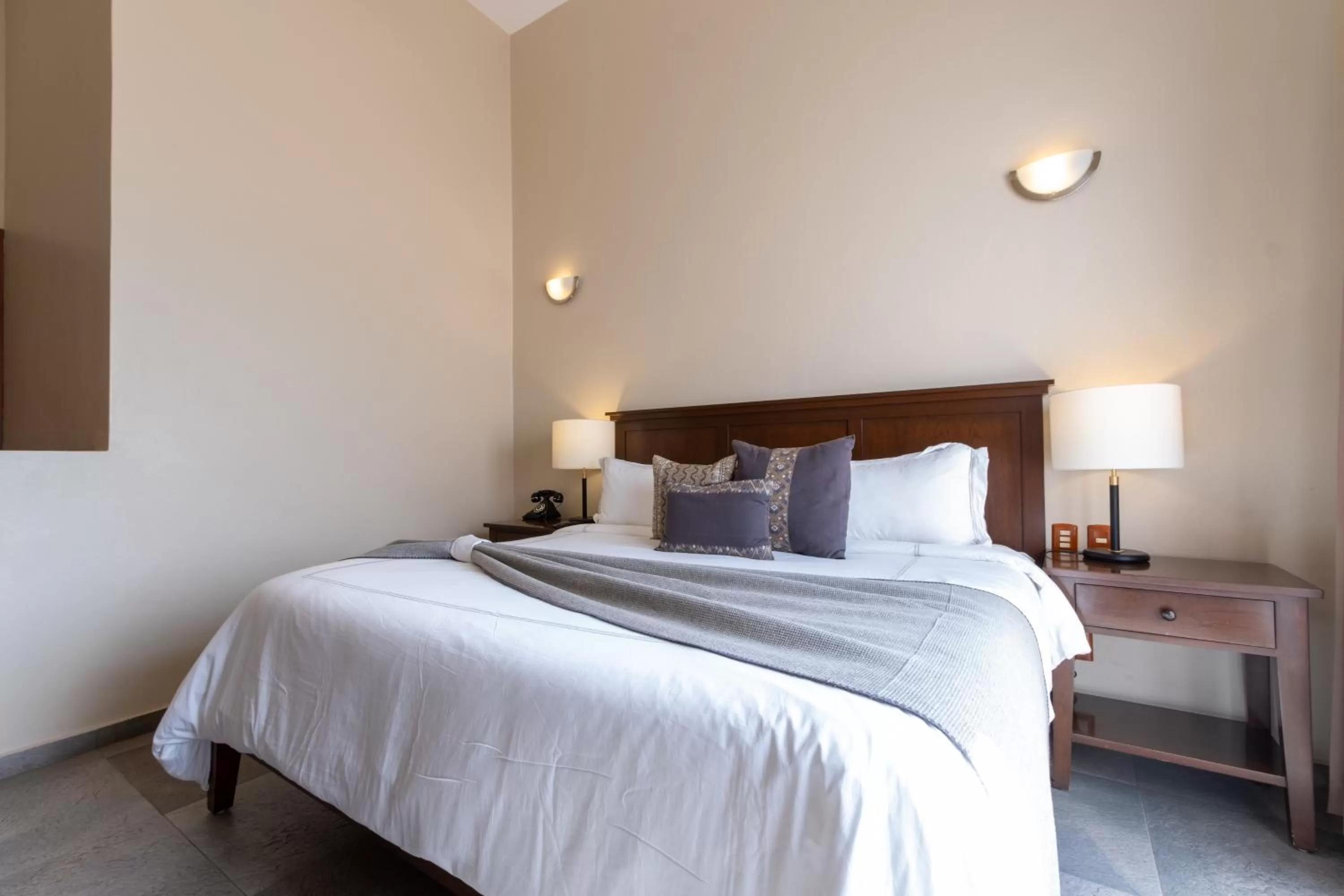 Deluxe King Room with Sea View in Casa Lucila Mazatlán Curamoria Collection