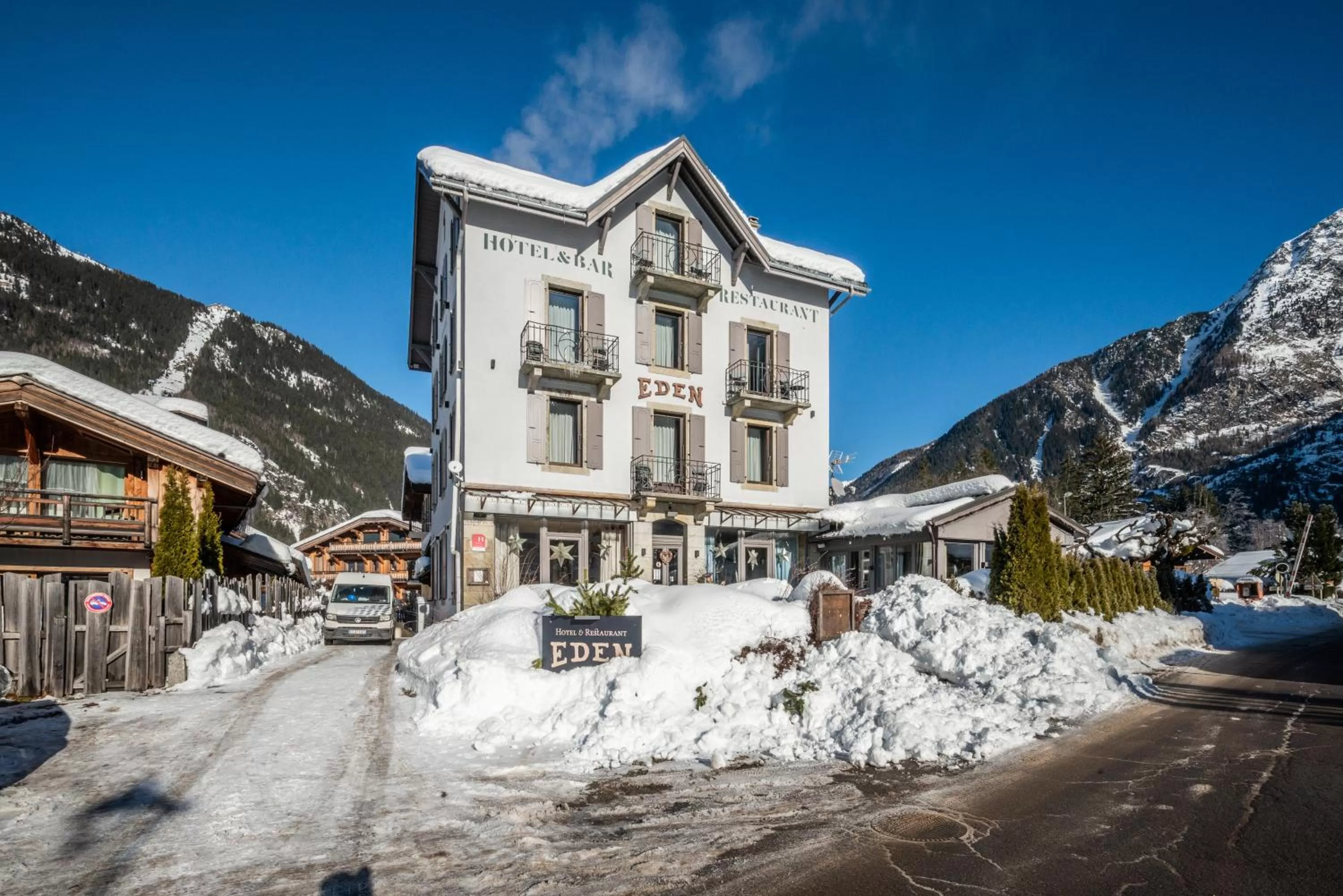Property building in Eden Hotel, Apartments and Chalet Chamonix Les Praz