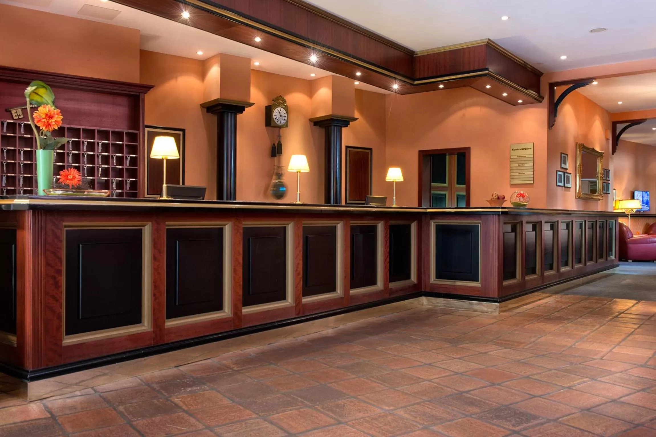 Lobby or reception in SORAT Hotel Brandenburg