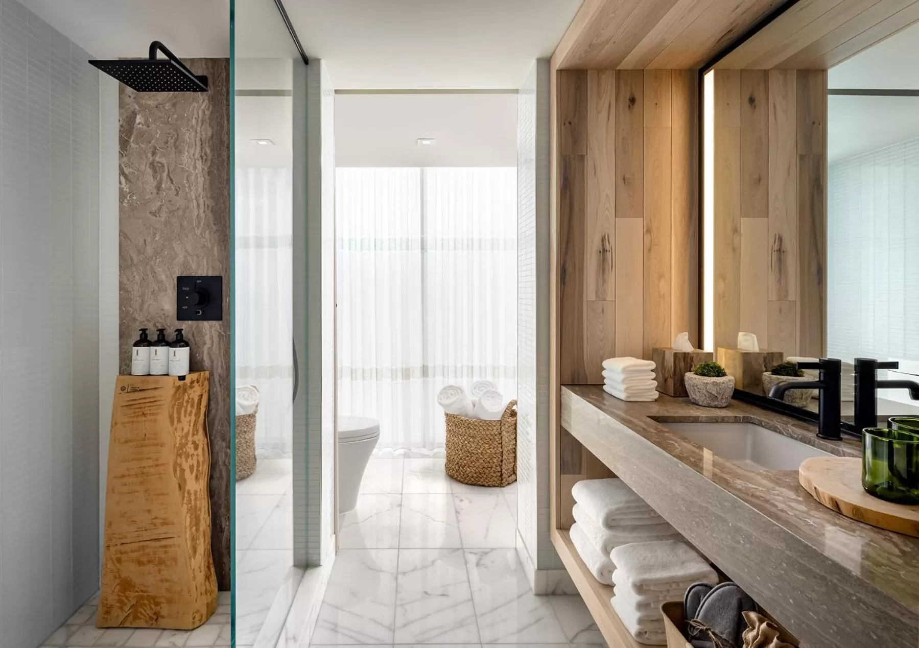 Bathroom in 1 Hotel Toronto