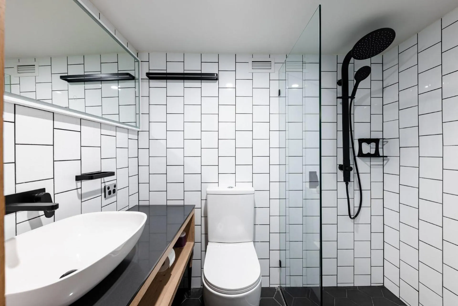 Shower in Bunk Surfers Paradise International Backpacker Hostel