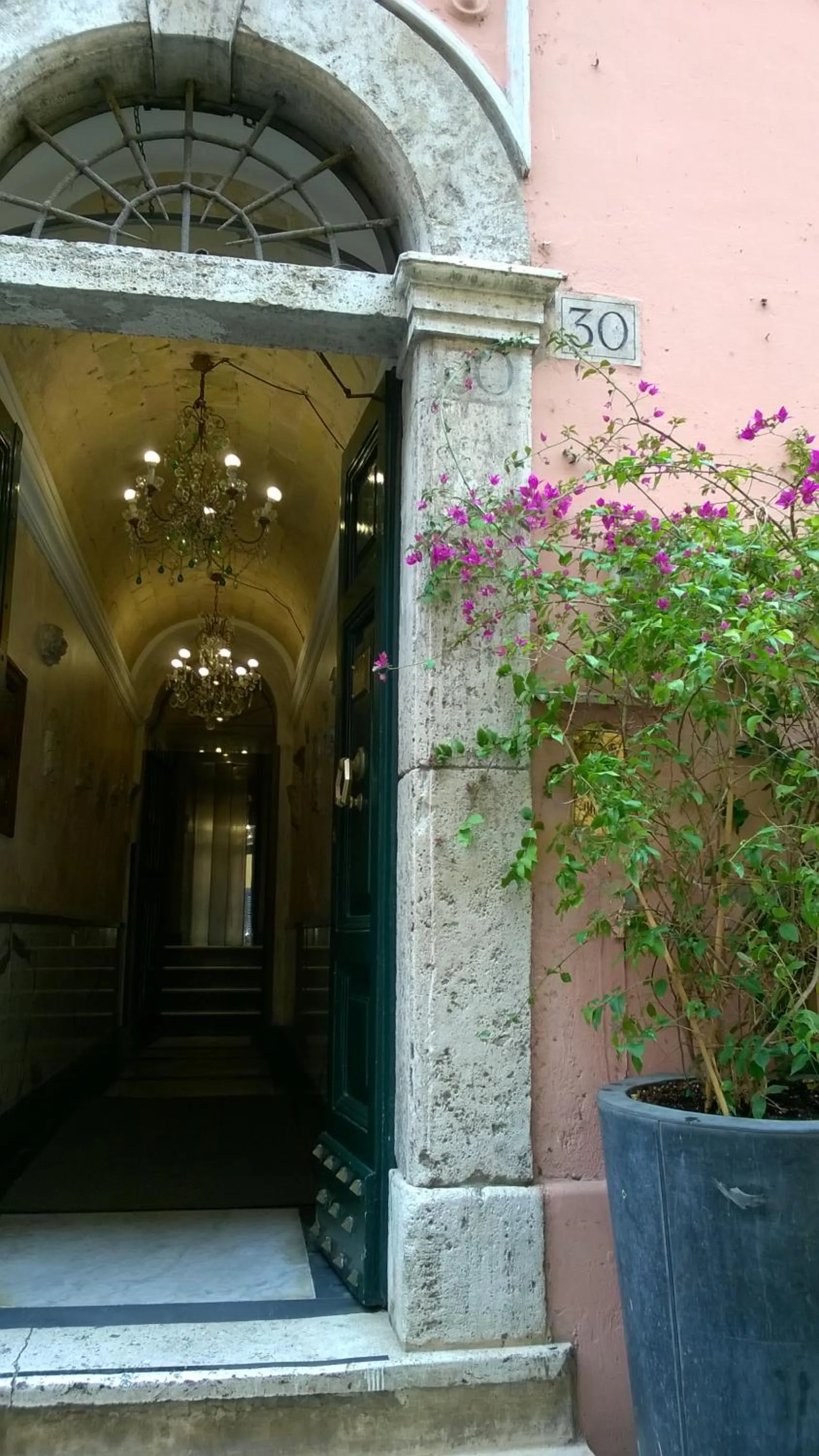 Facade/entrance in The Inn at the Roman Forum Luxury Collection - The Inn At The Roman Forum