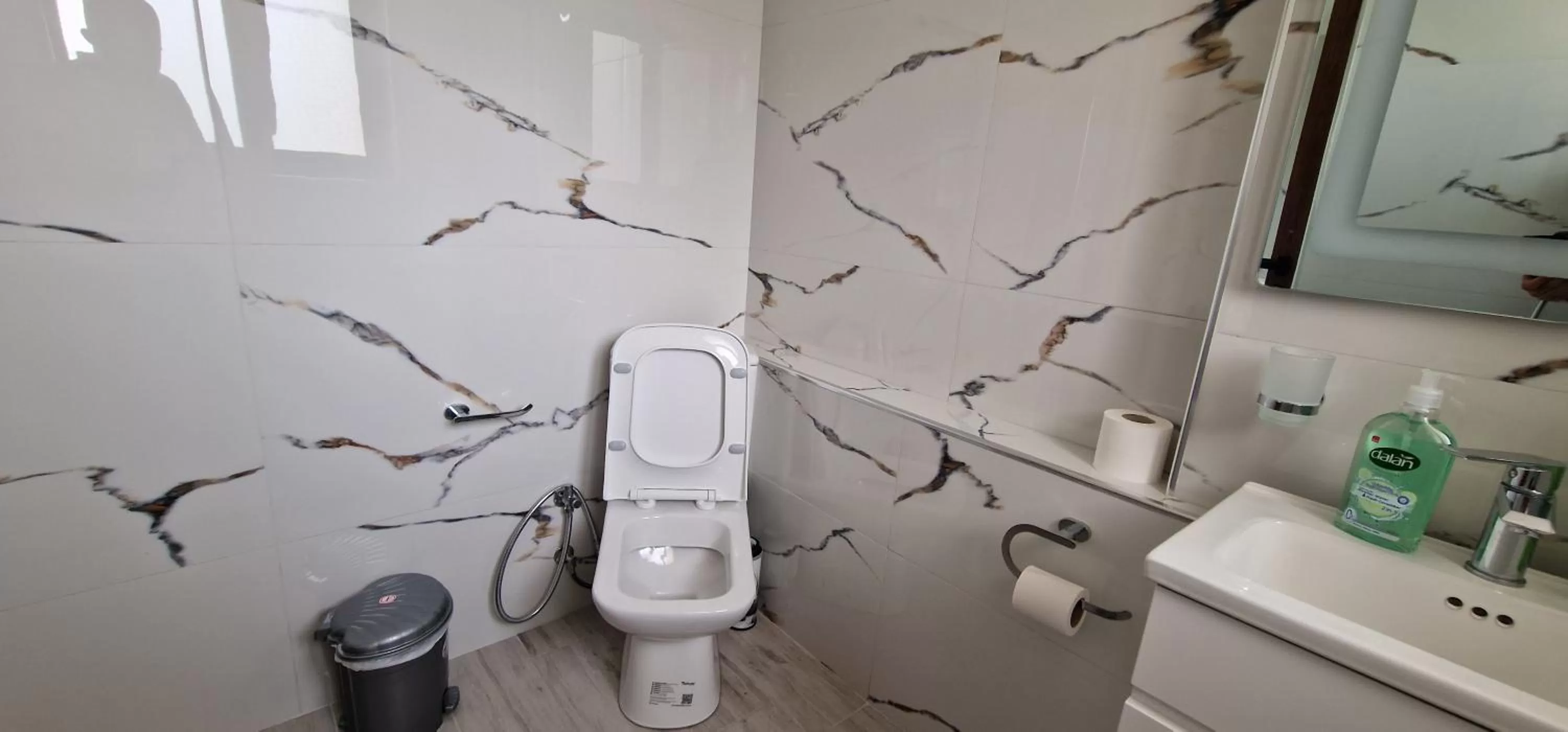 Shower, Bathroom in Hotel Baci