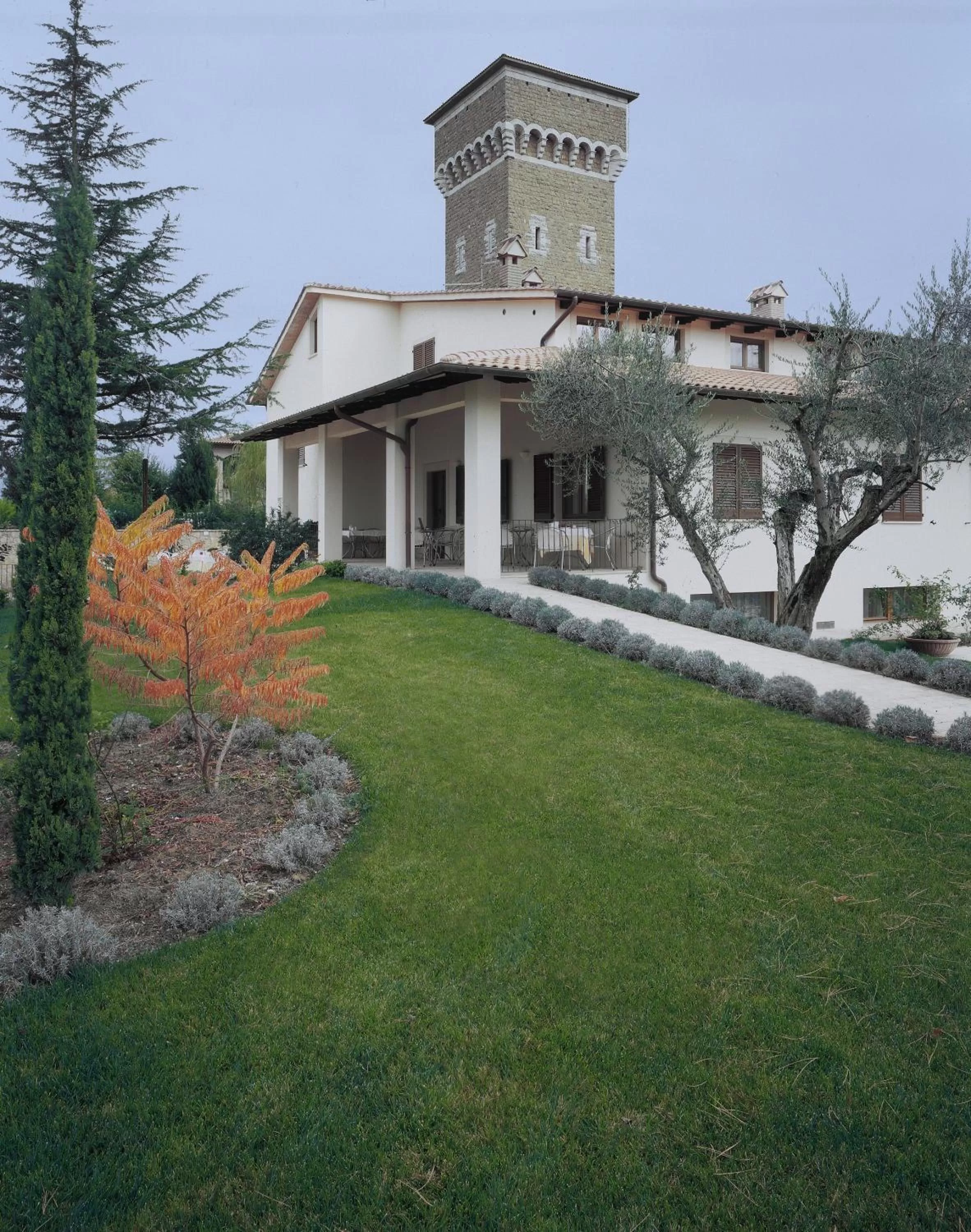 Facade/entrance in Hotel Rutiliano