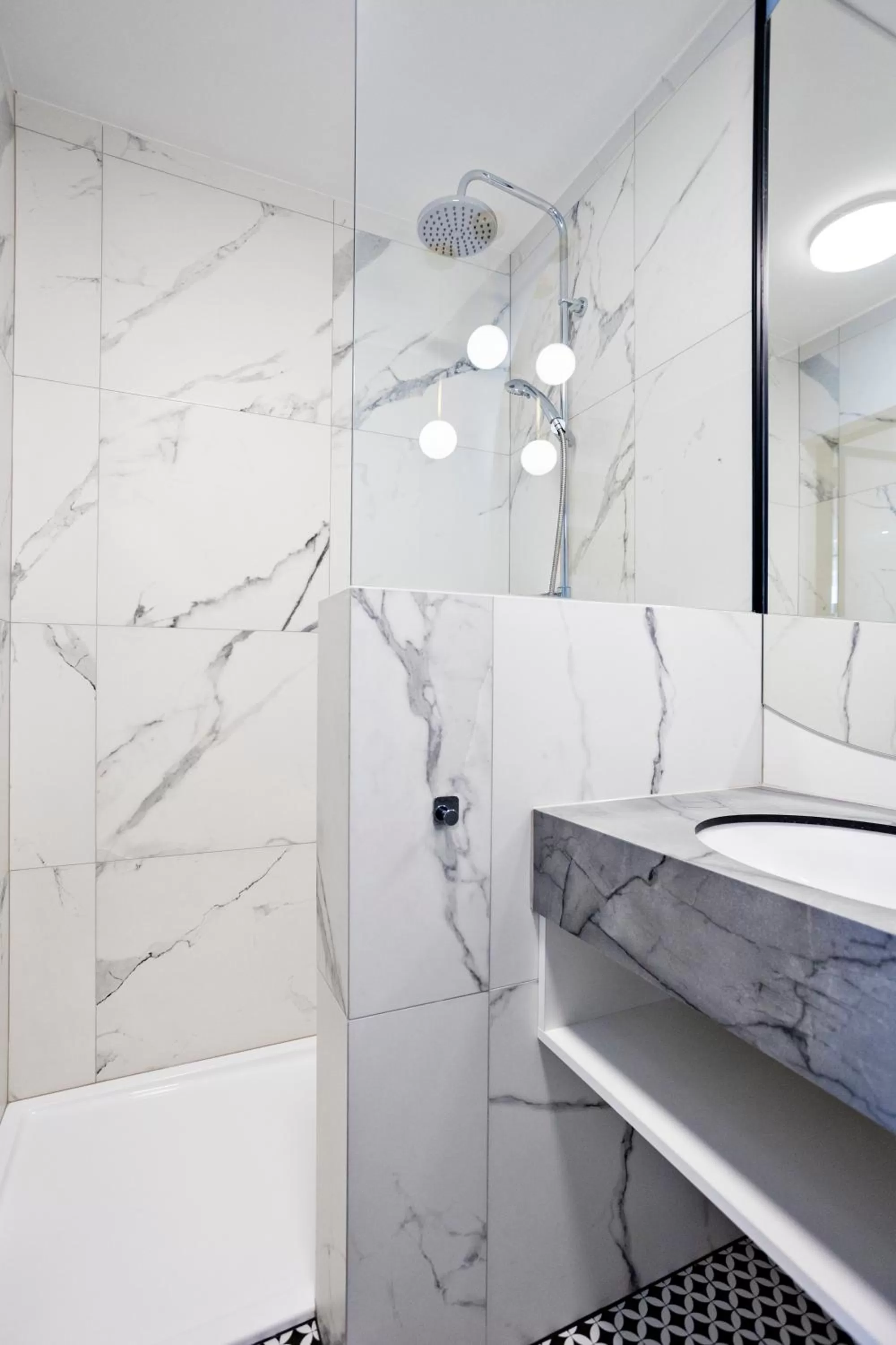 Bathroom in Szuflada