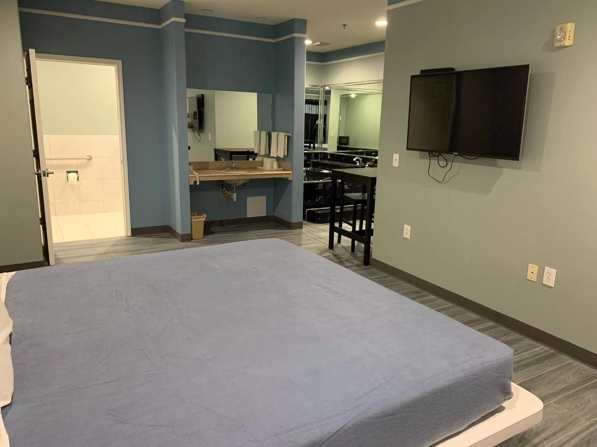 Bed in Crystal Suites