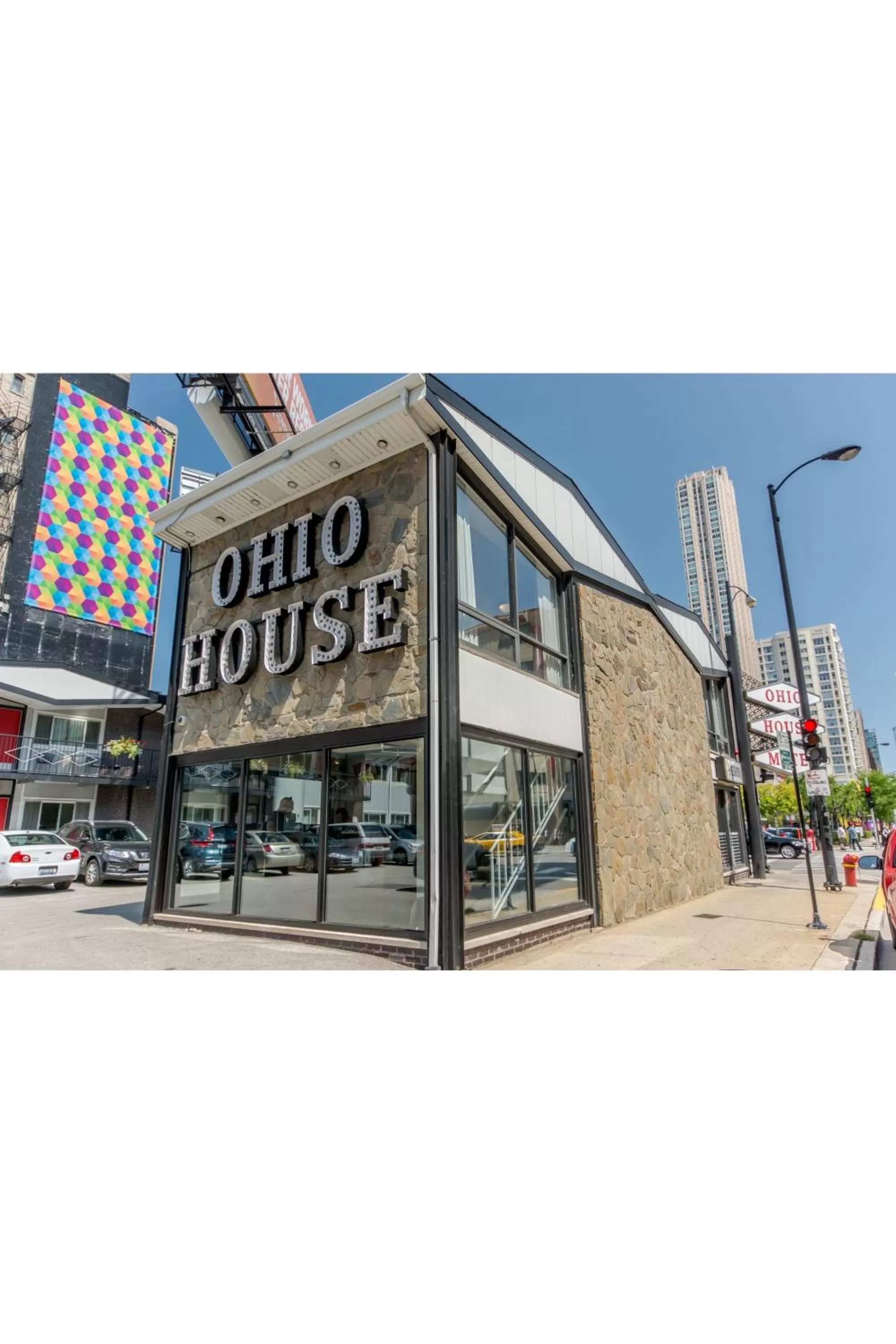 Property building in Ohio House Motel