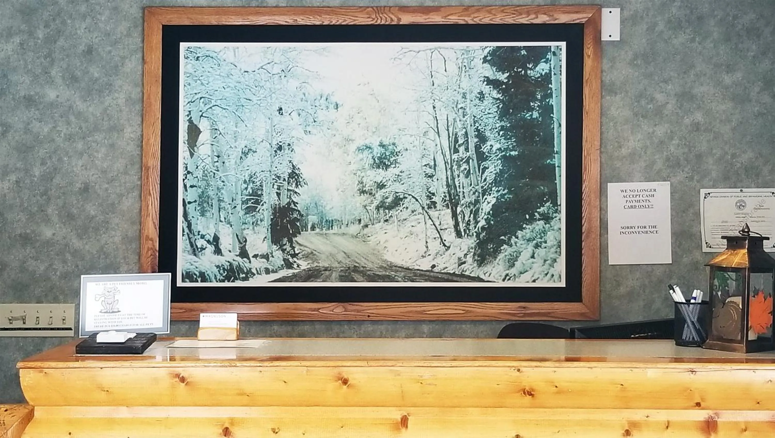 Lobby or reception in Magnuson Hotel Ely