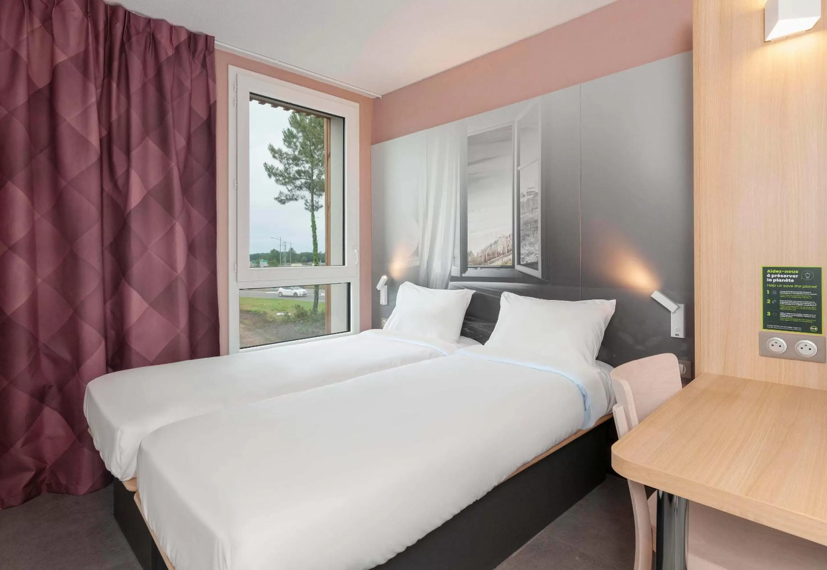 Bedroom, Bed in B&B HOTEL Saint-Geours-de-Maremne Hossegor