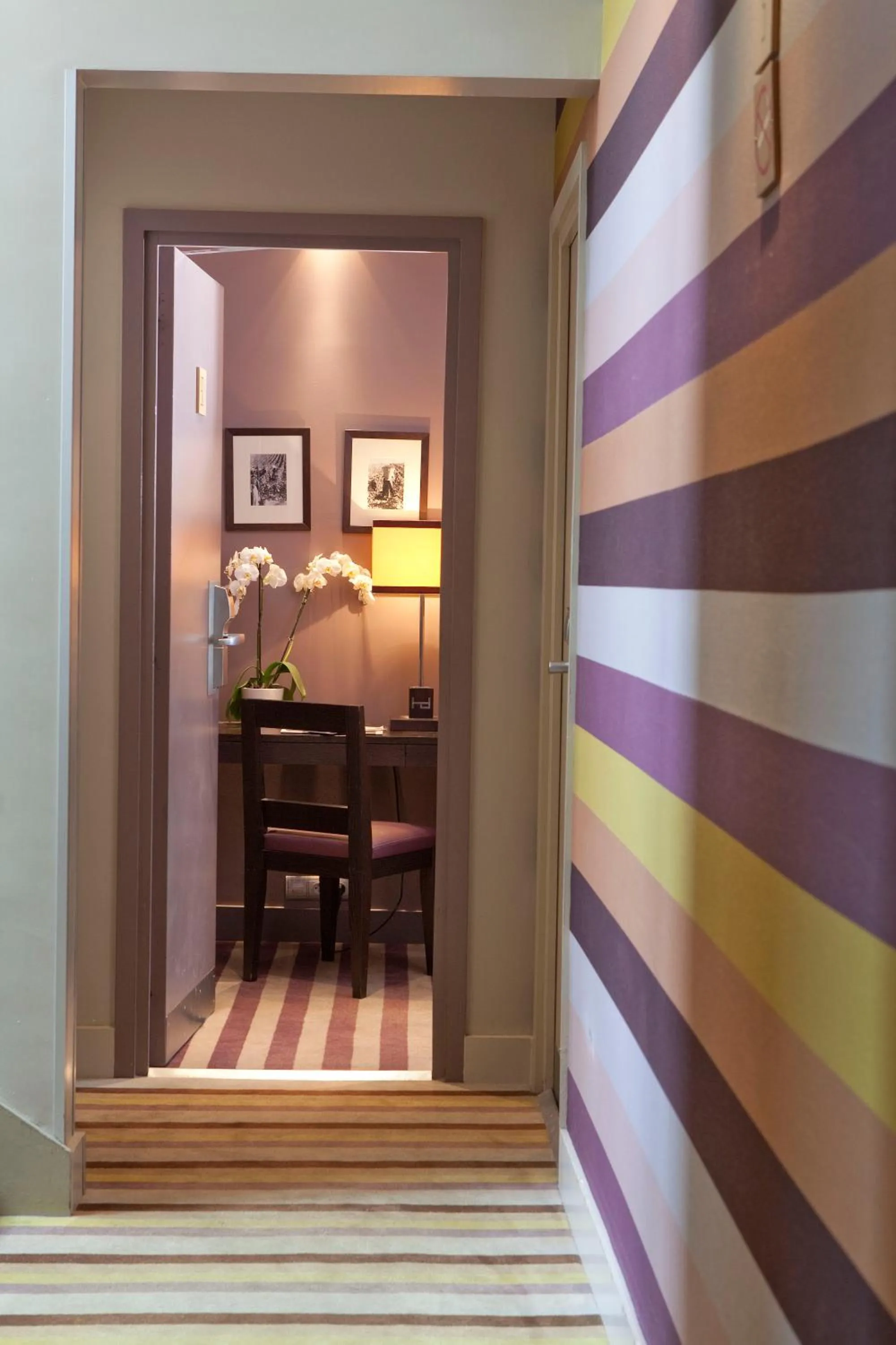 Decorative detail in Hotel Duret Paris Champs Elysées