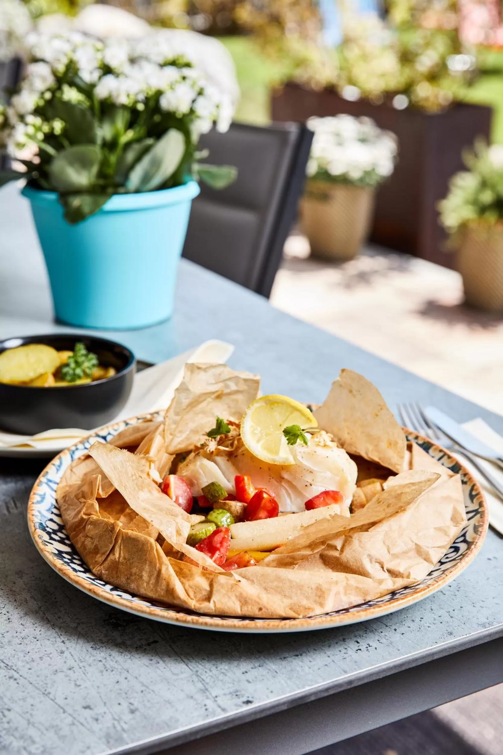 Restaurant/places to eat in Home suite home