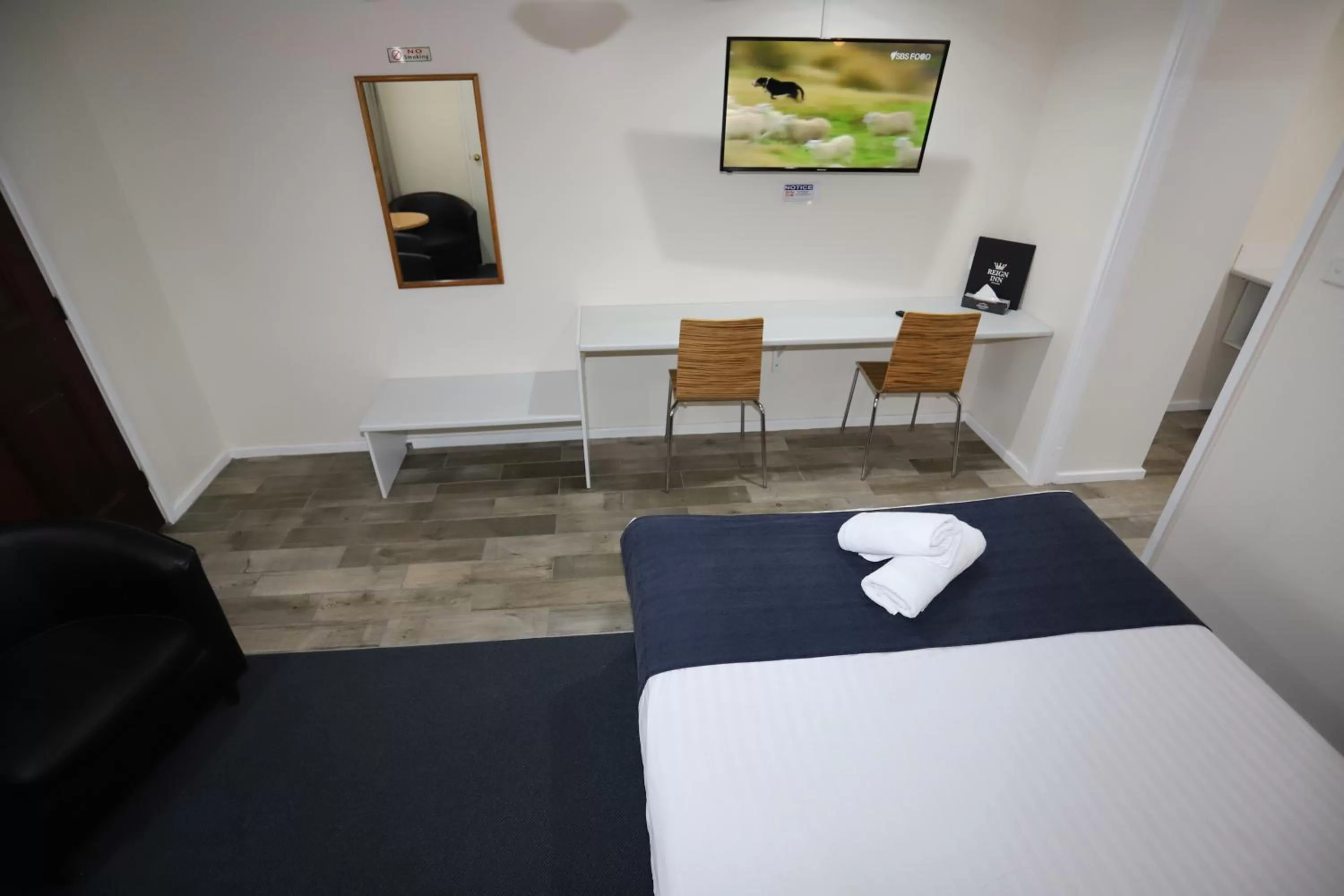 Bed in Reign Inn Newcastle