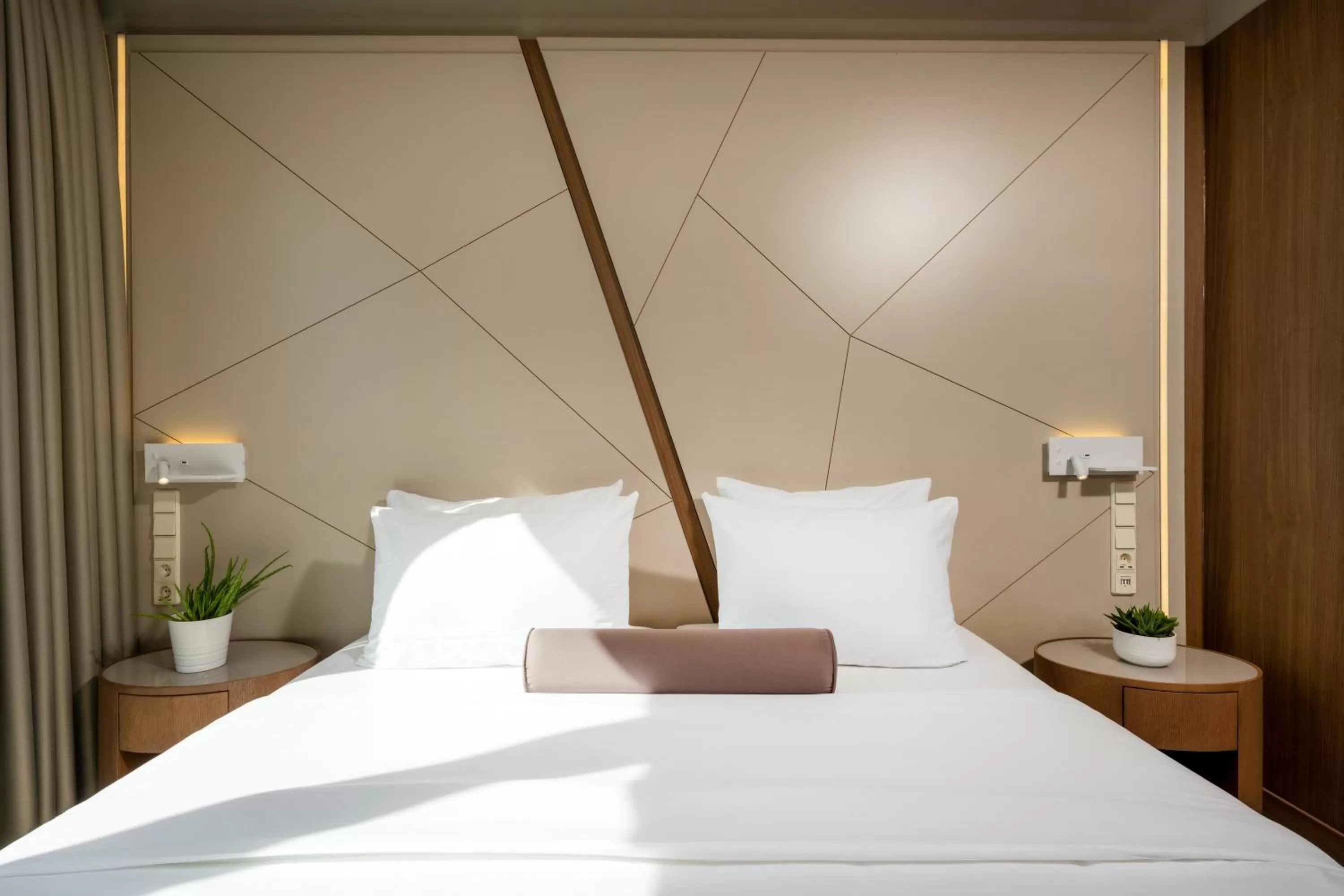 Bed in Hotel Klassik Berlin