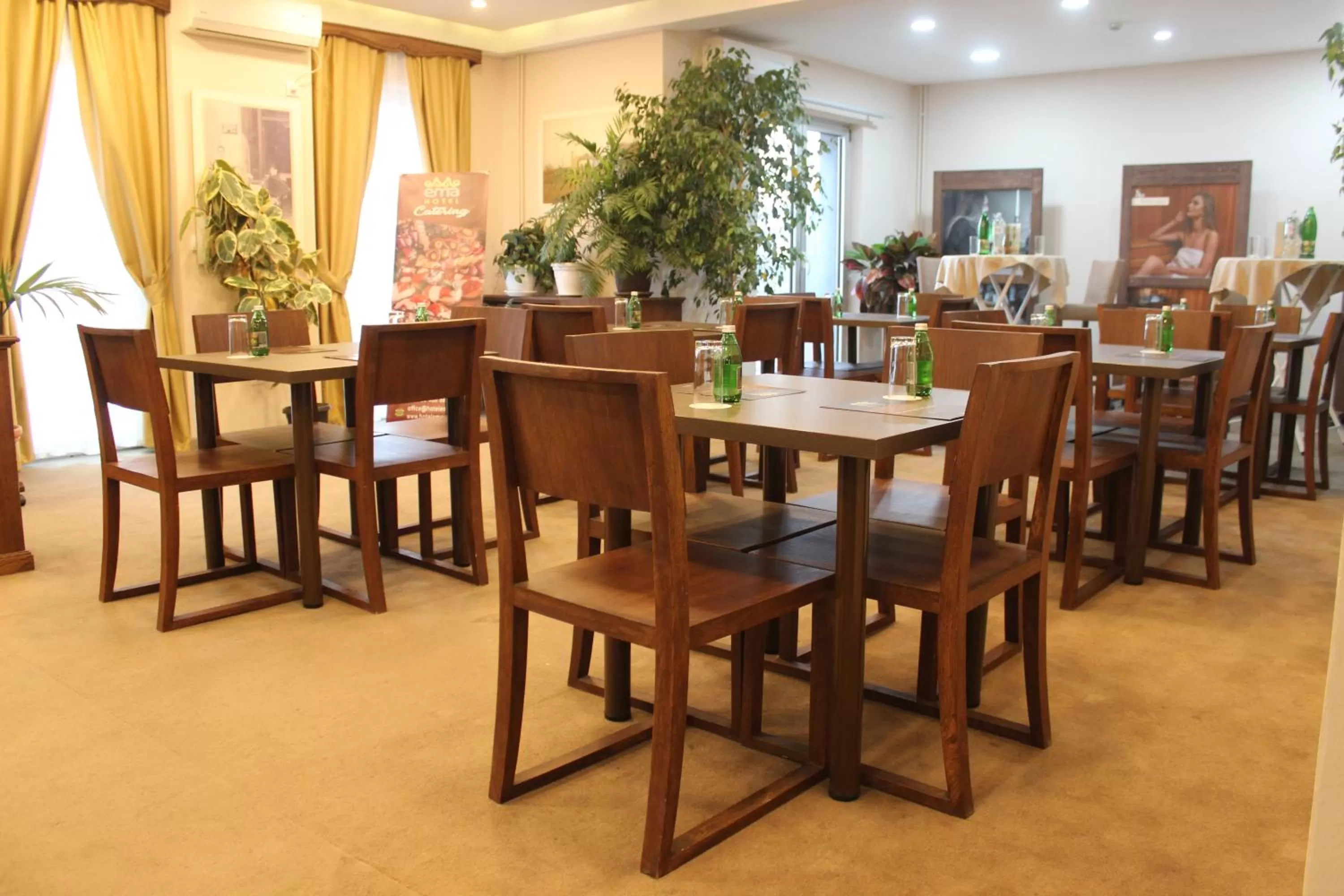 Banquet/Function facilities in Garni Hotel Ema