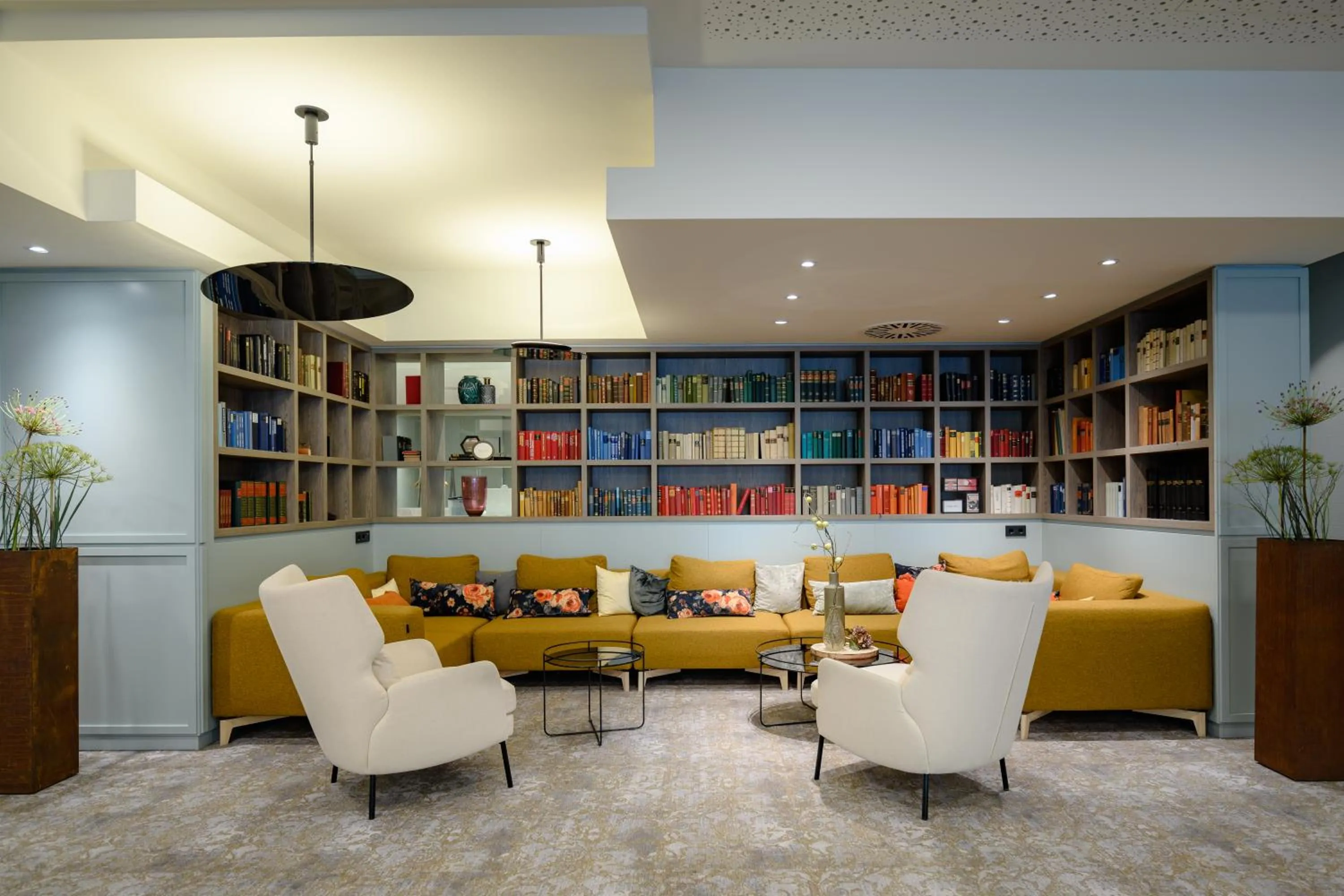 Library in Mercure Hotel Saarbrücken City
