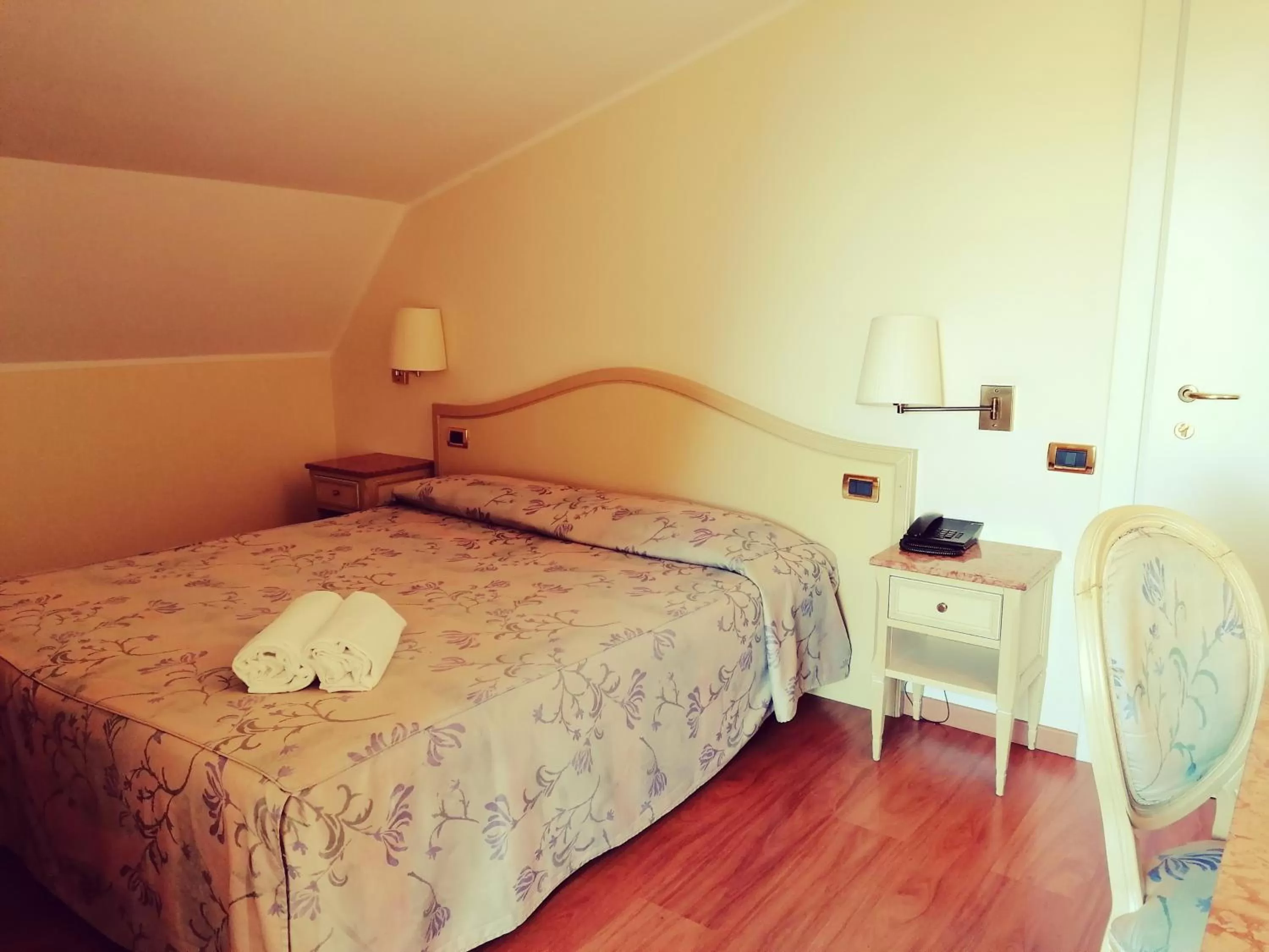 Bedroom, Bed in Ena Hotel