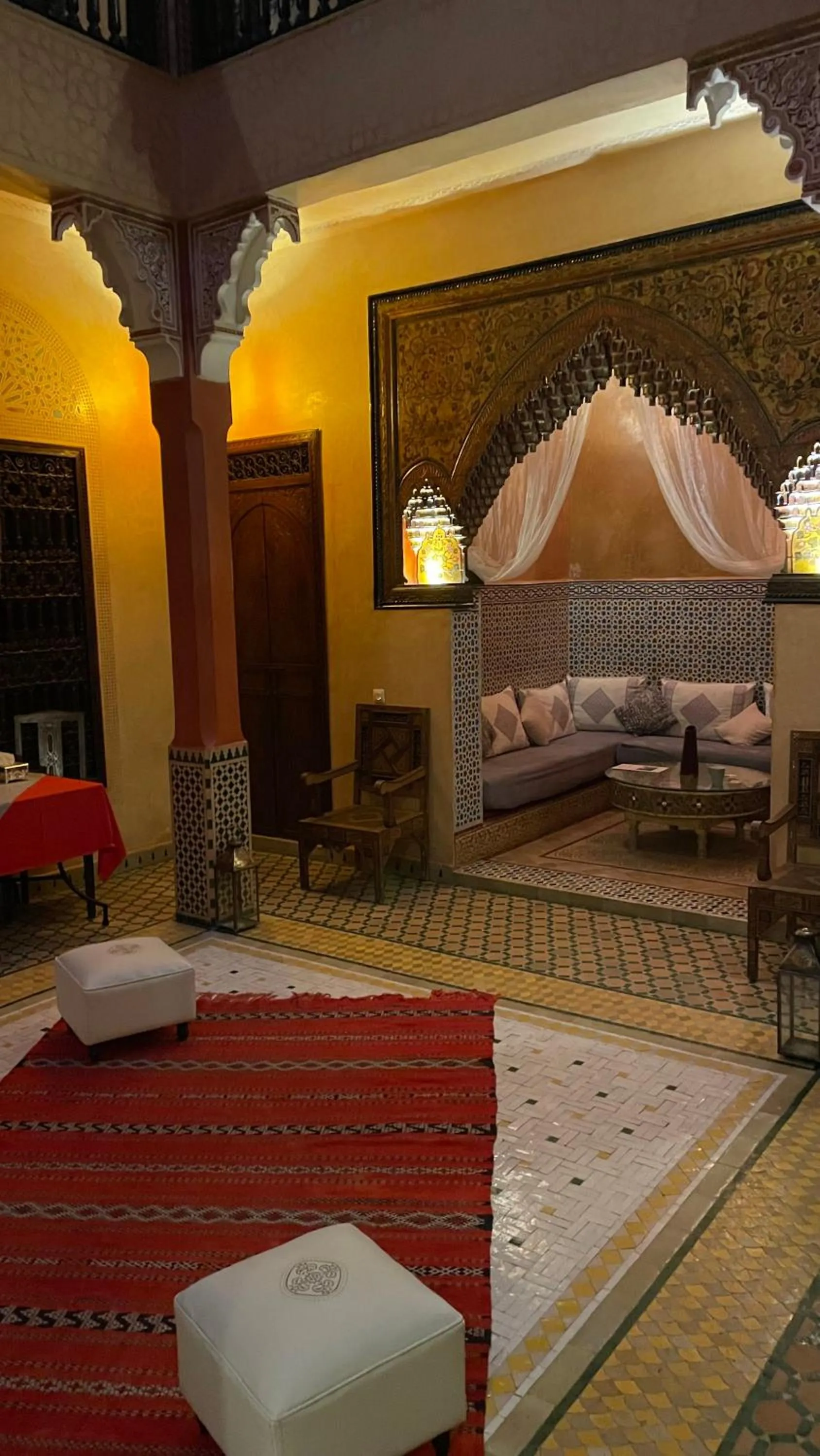 Bed in Riad Rêves D'orient & Spa