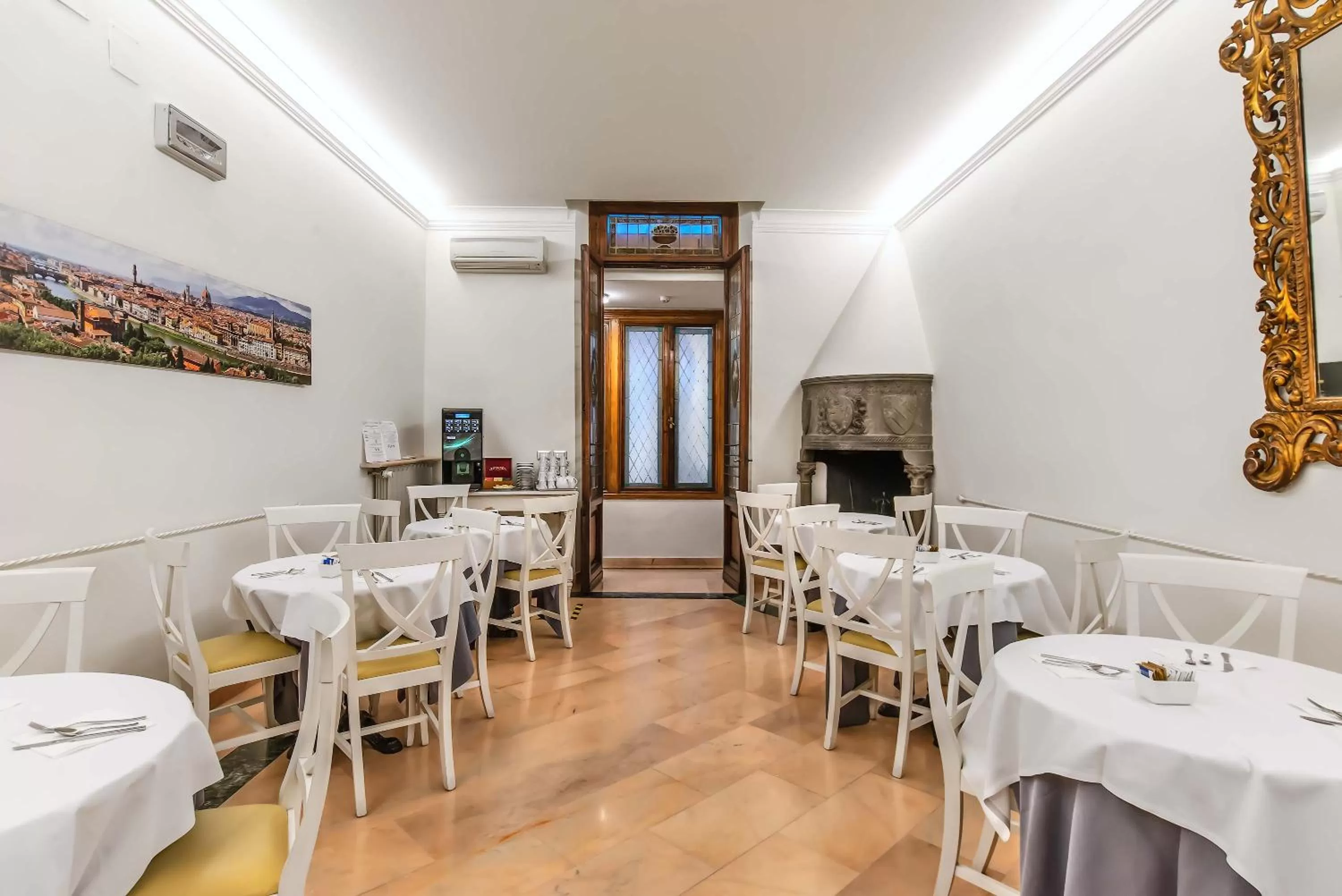 Breakfast in Hotel Accademia