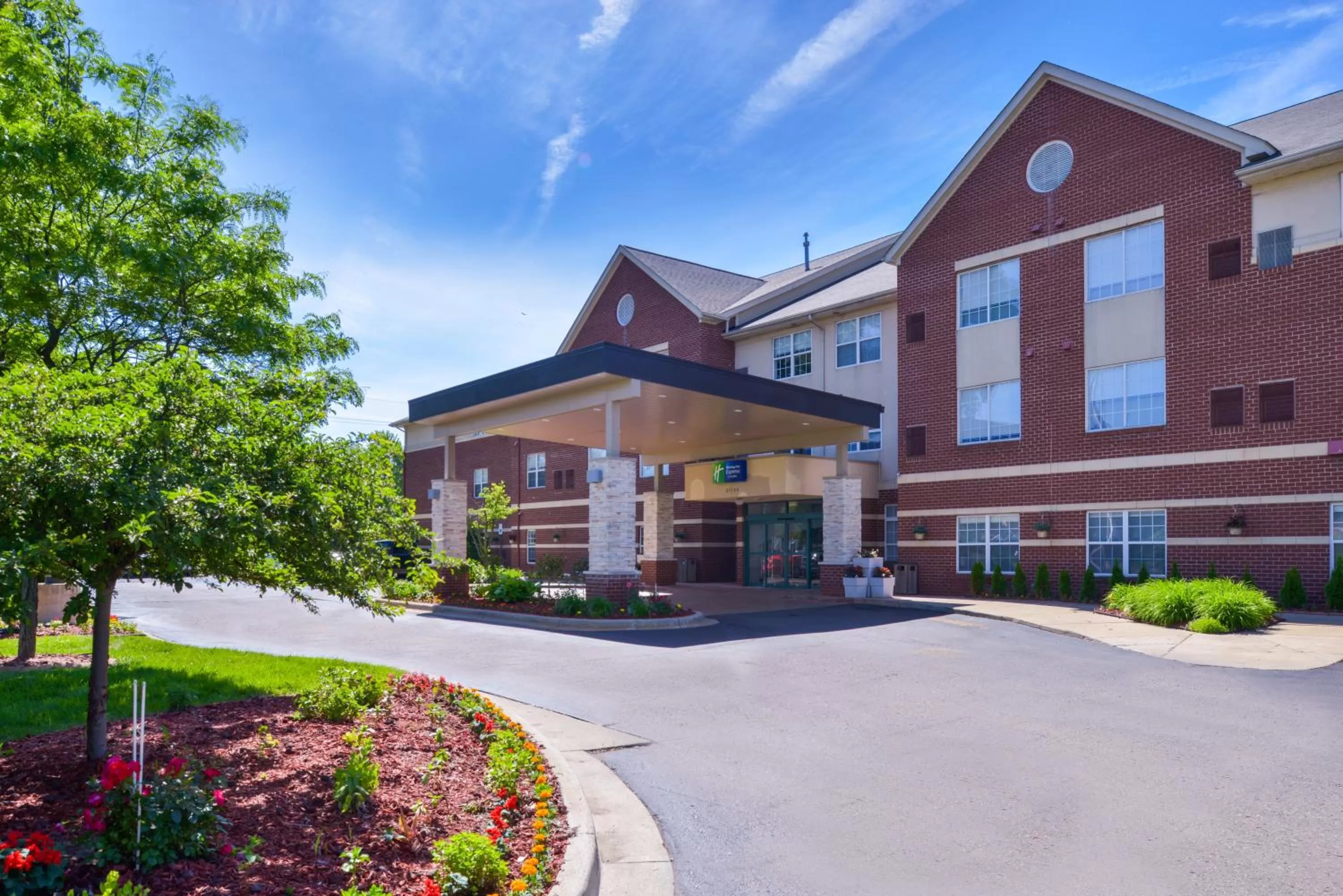Property building in Holiday Inn Express Hotel & Suites Southfield - Detroit by IHG