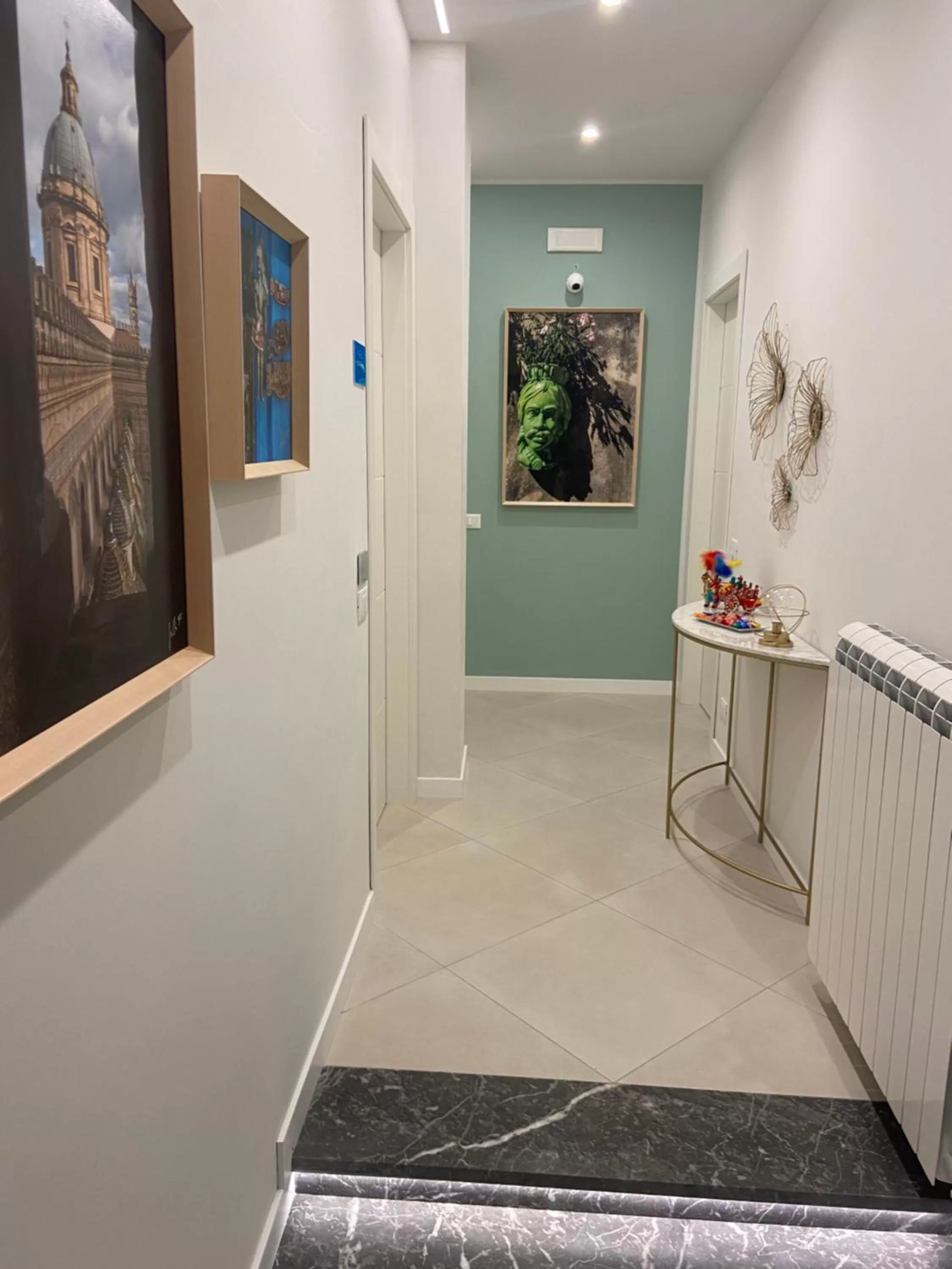 Lobby or reception in Maqueda Suites