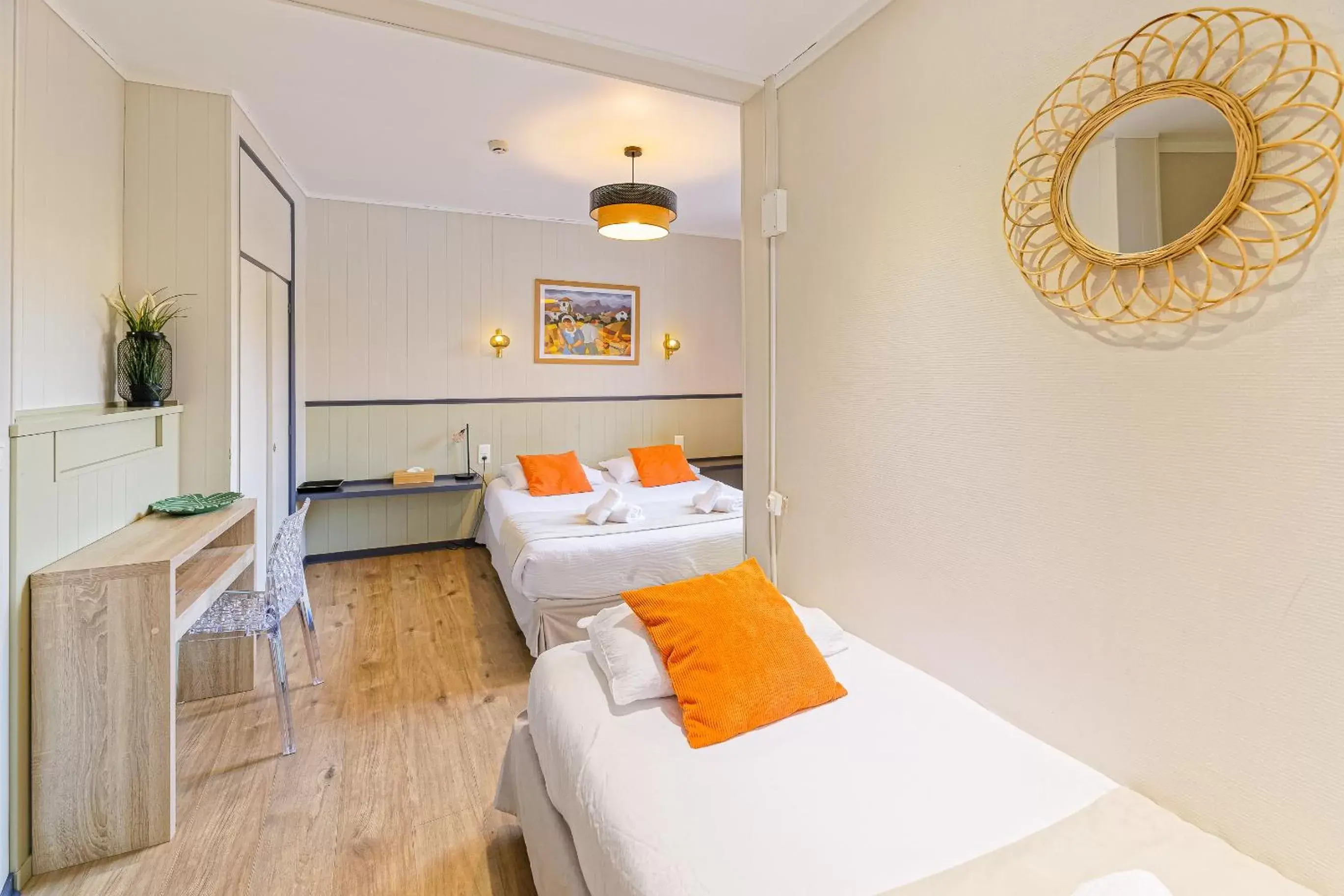 Triple Room in Hotel Cote Basque Triple Room in Hotel Cote Basque