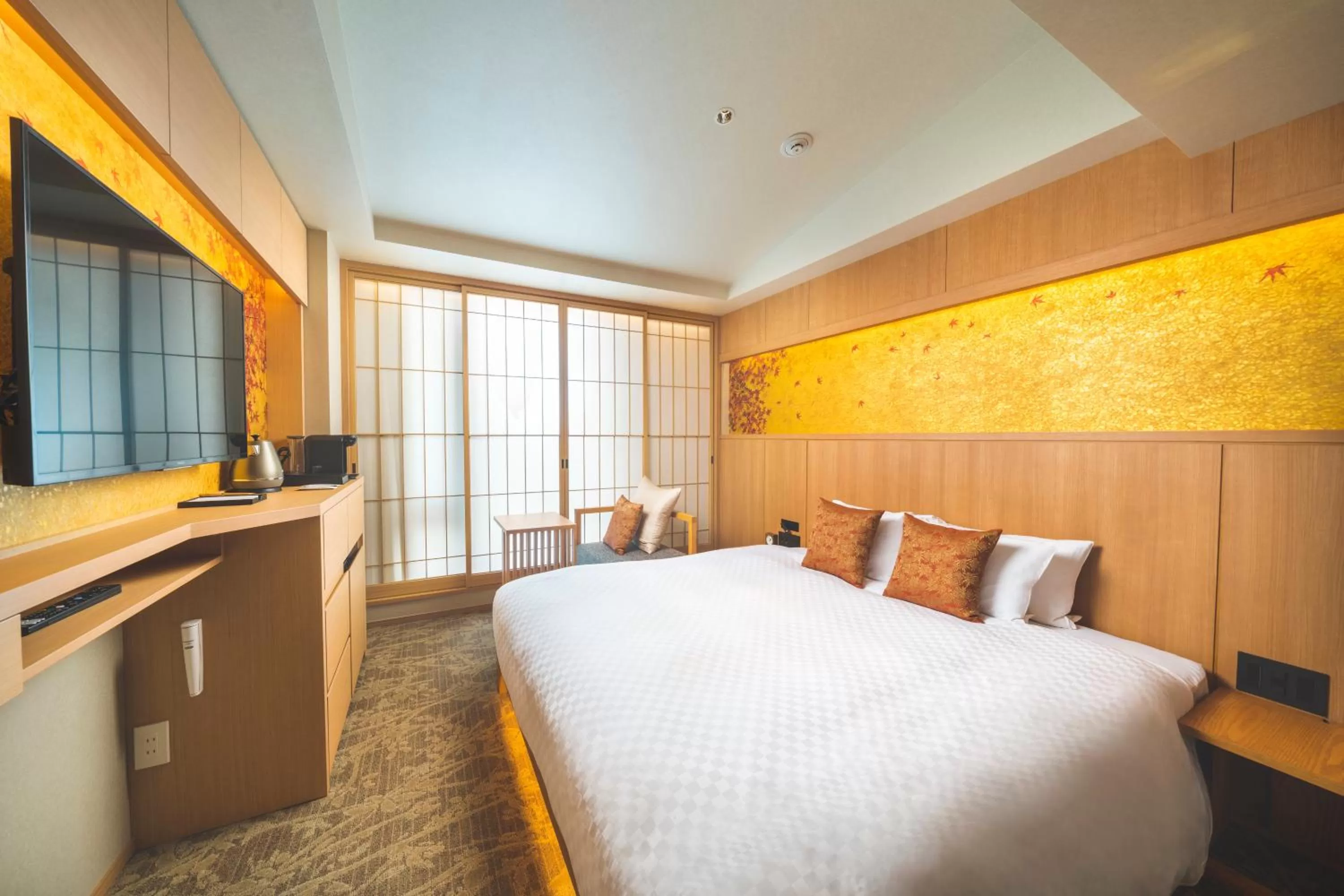 Superior King Room - Non-Smoking in KAYA Kyoto Nijo Castle, BW Signature Collection by Best Western