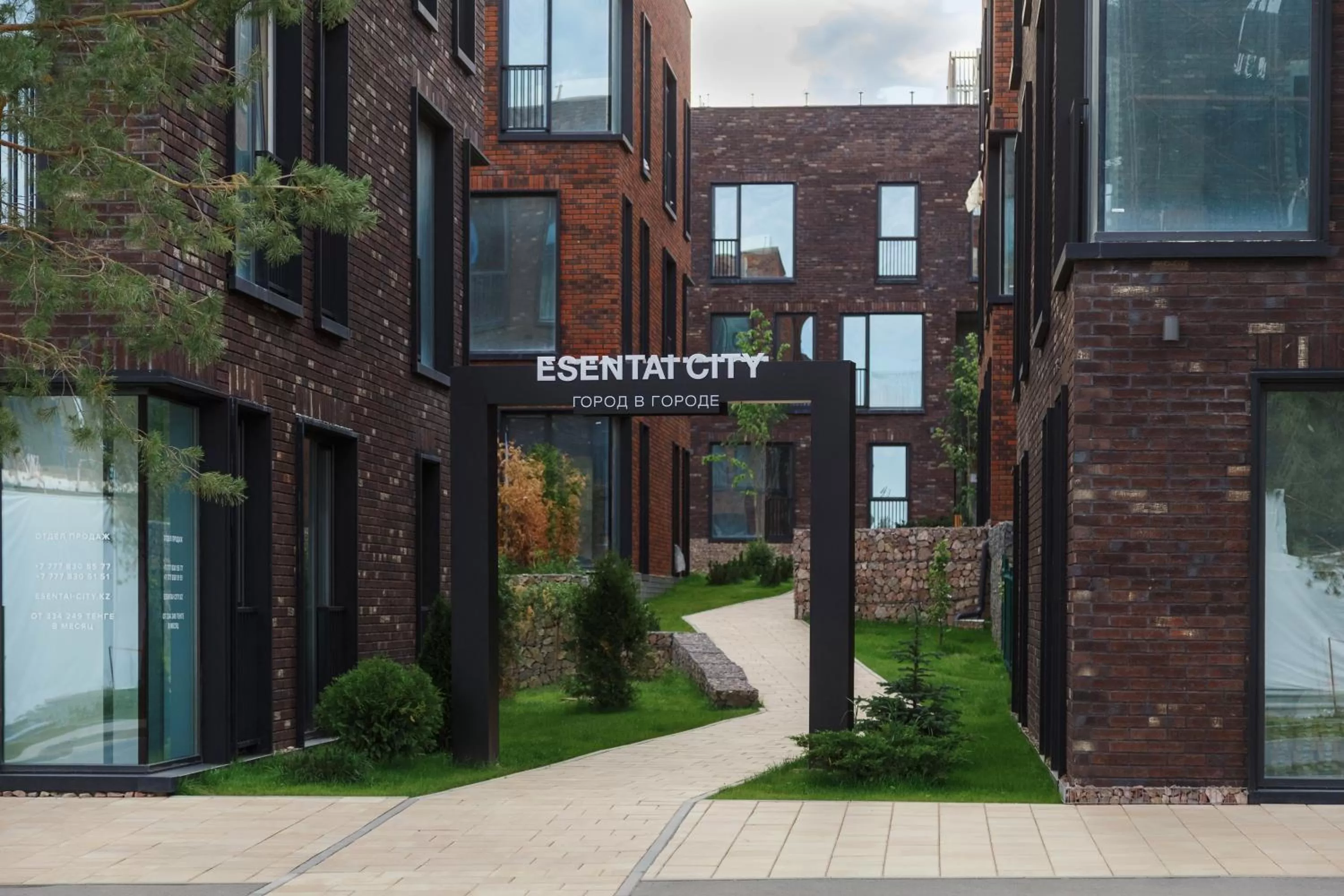 Property Building in Warm House Apart Hotel